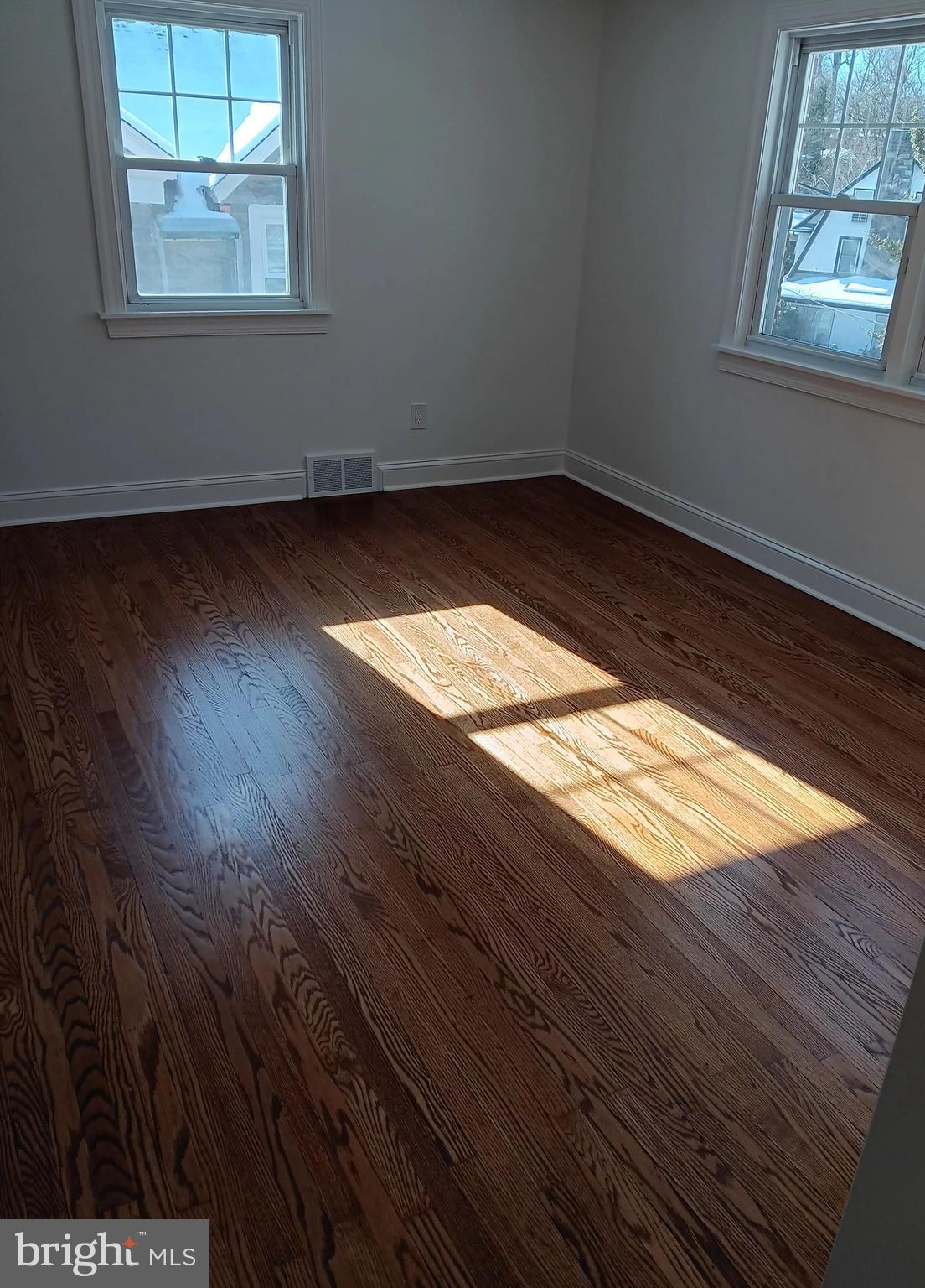 PENN WYNNE - Residential