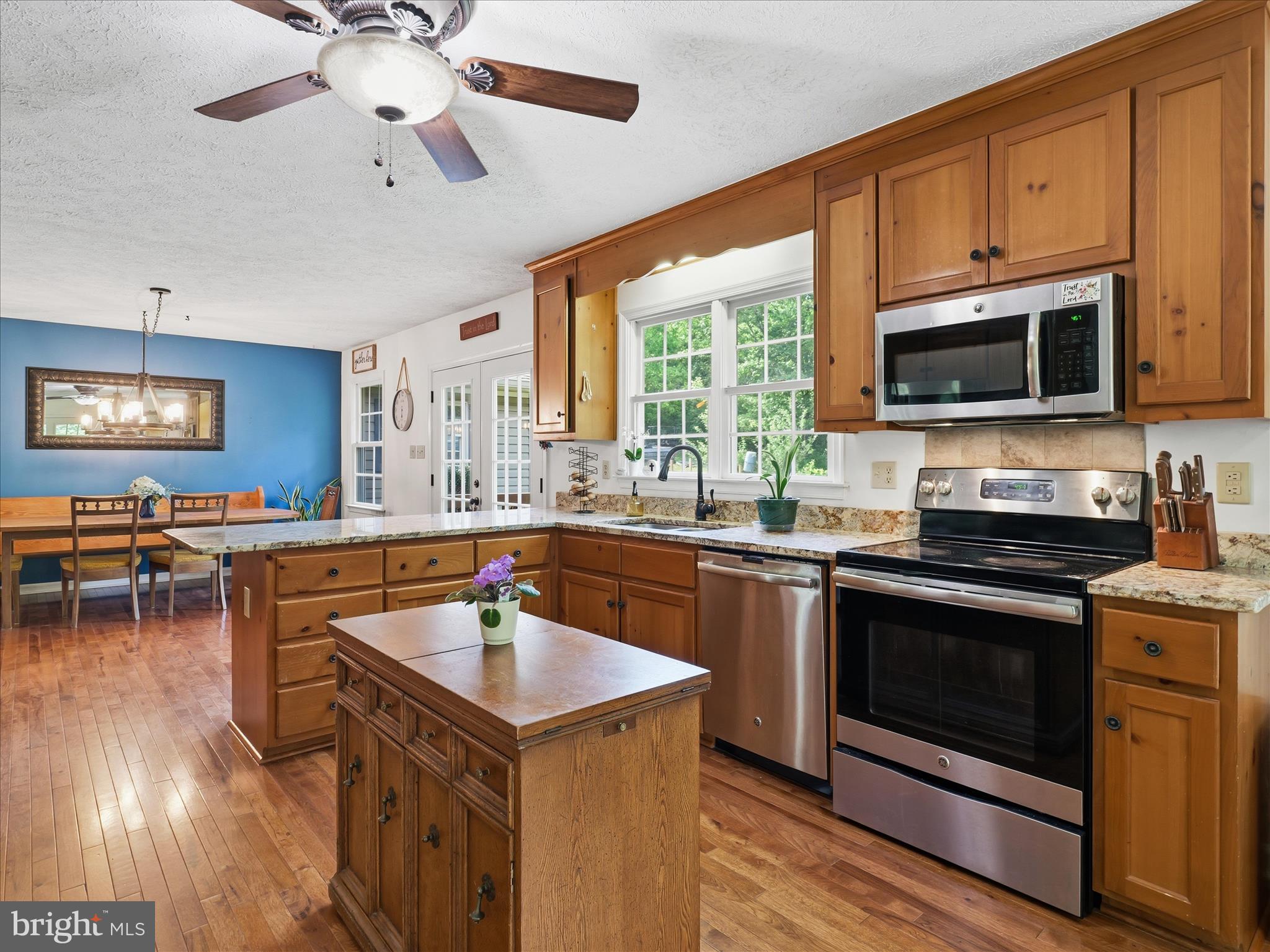 CARMEL RIDGE - Residential