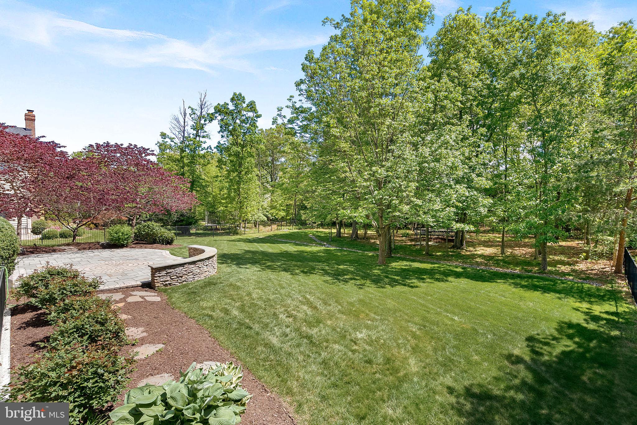 VILLAGE OF WAXPOOL - Residential