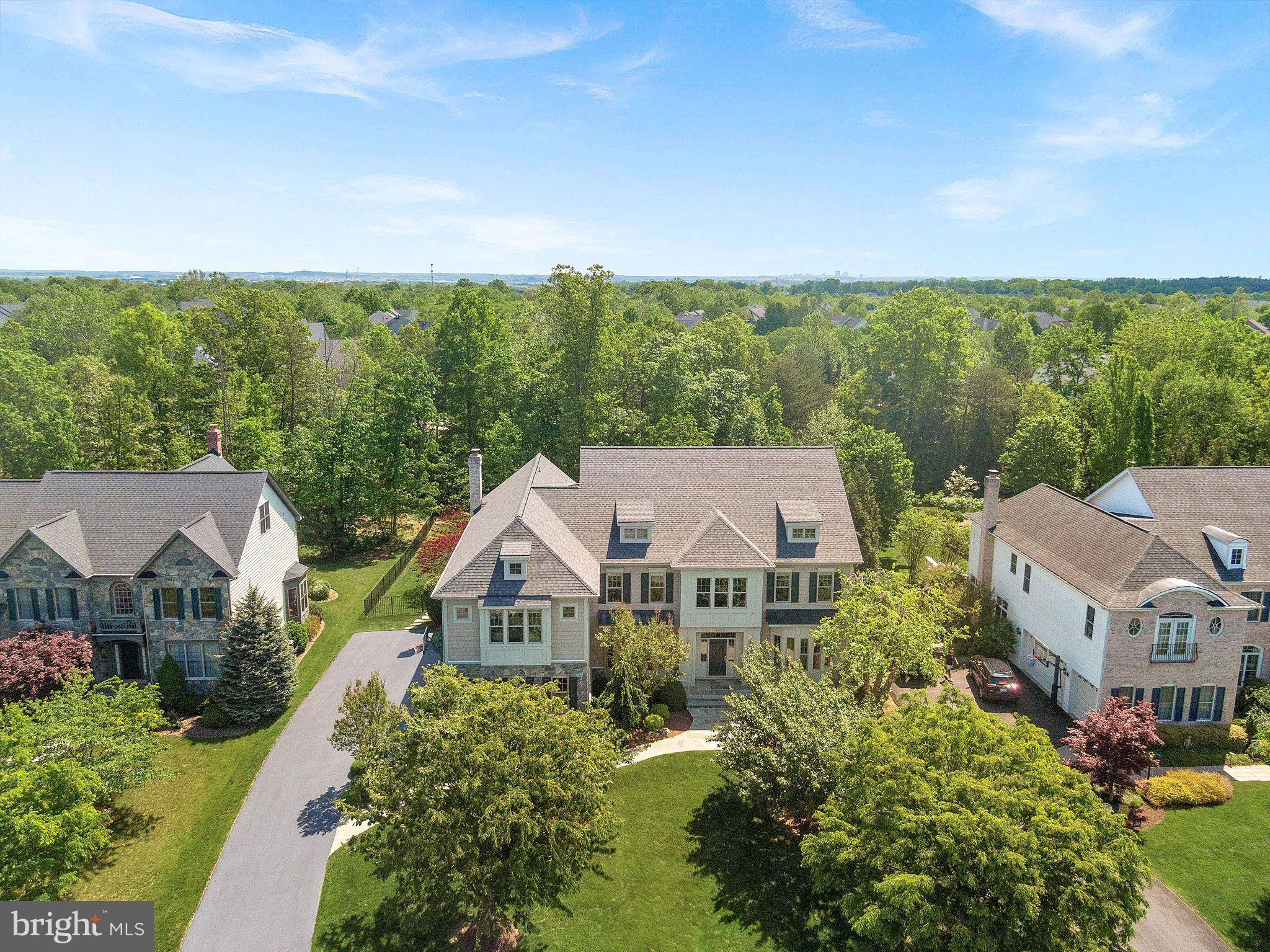 VILLAGE OF WAXPOOL - Residential