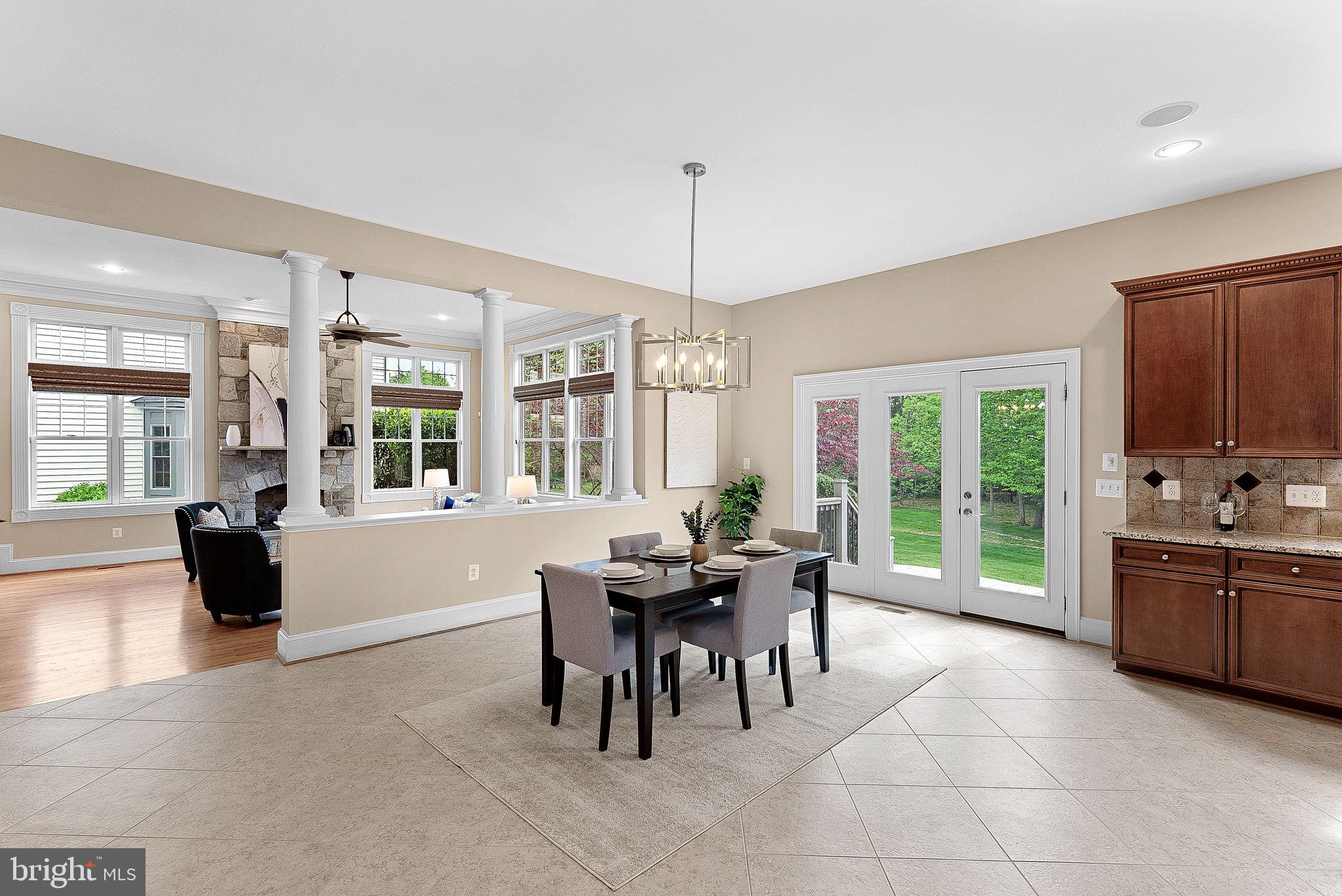 VILLAGE OF WAXPOOL - Residential