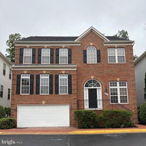 7013 STONE INLET DRIVE FORT BELVOIR VA 22060