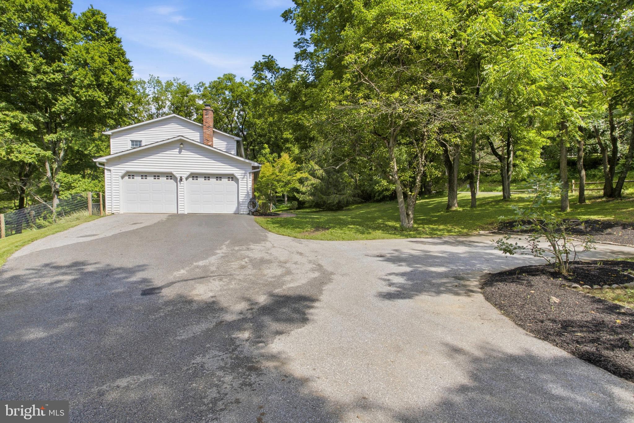 401 FAIRVILLE ROAD
