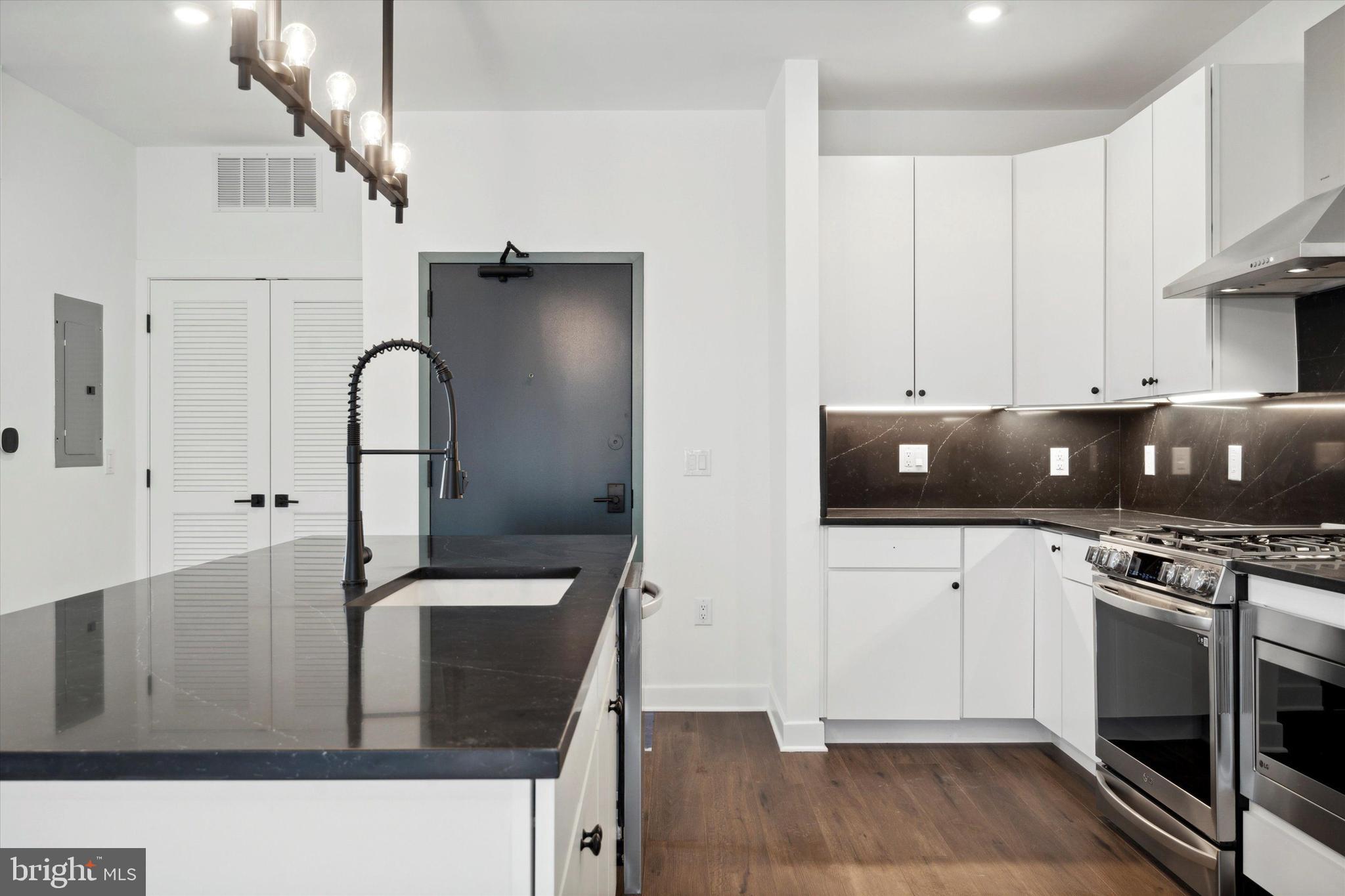 FISHTOWN - Residential Lease