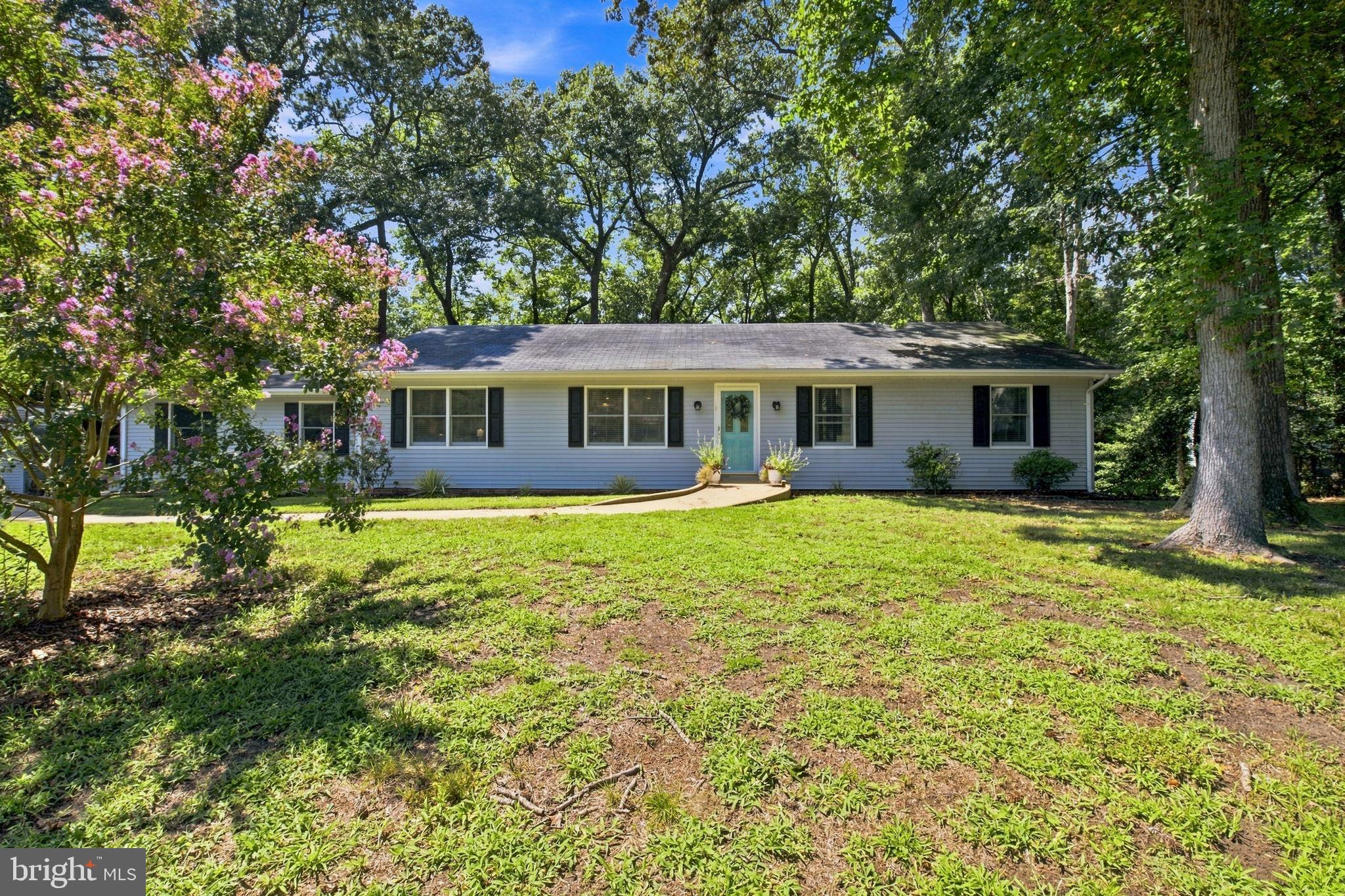 406 ETHELS WAY