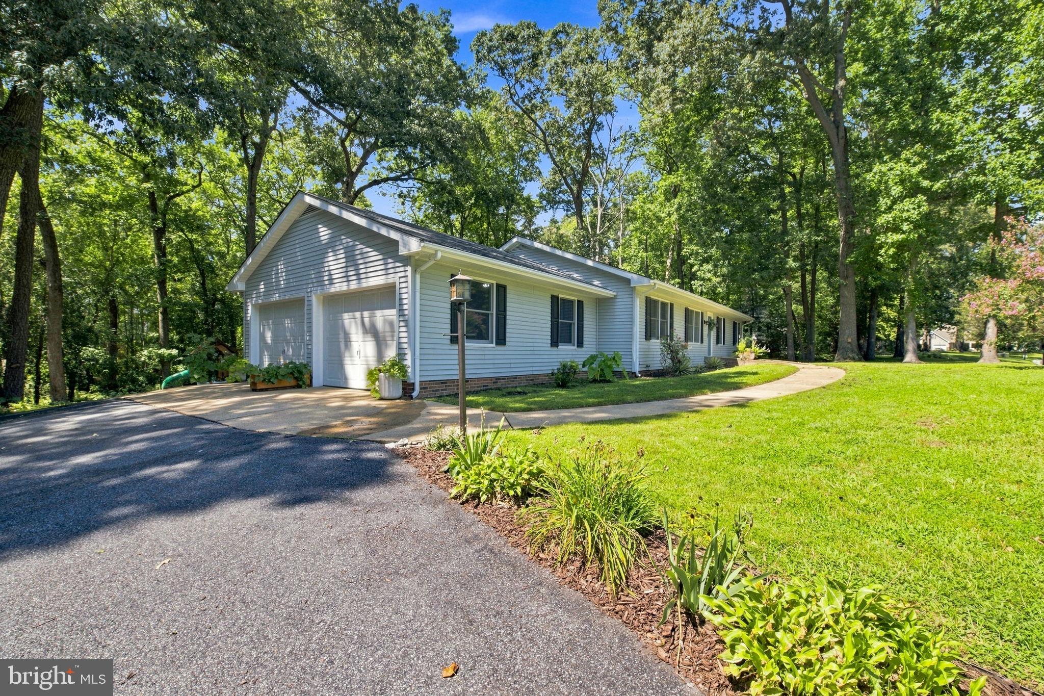 406 ETHELS WAY