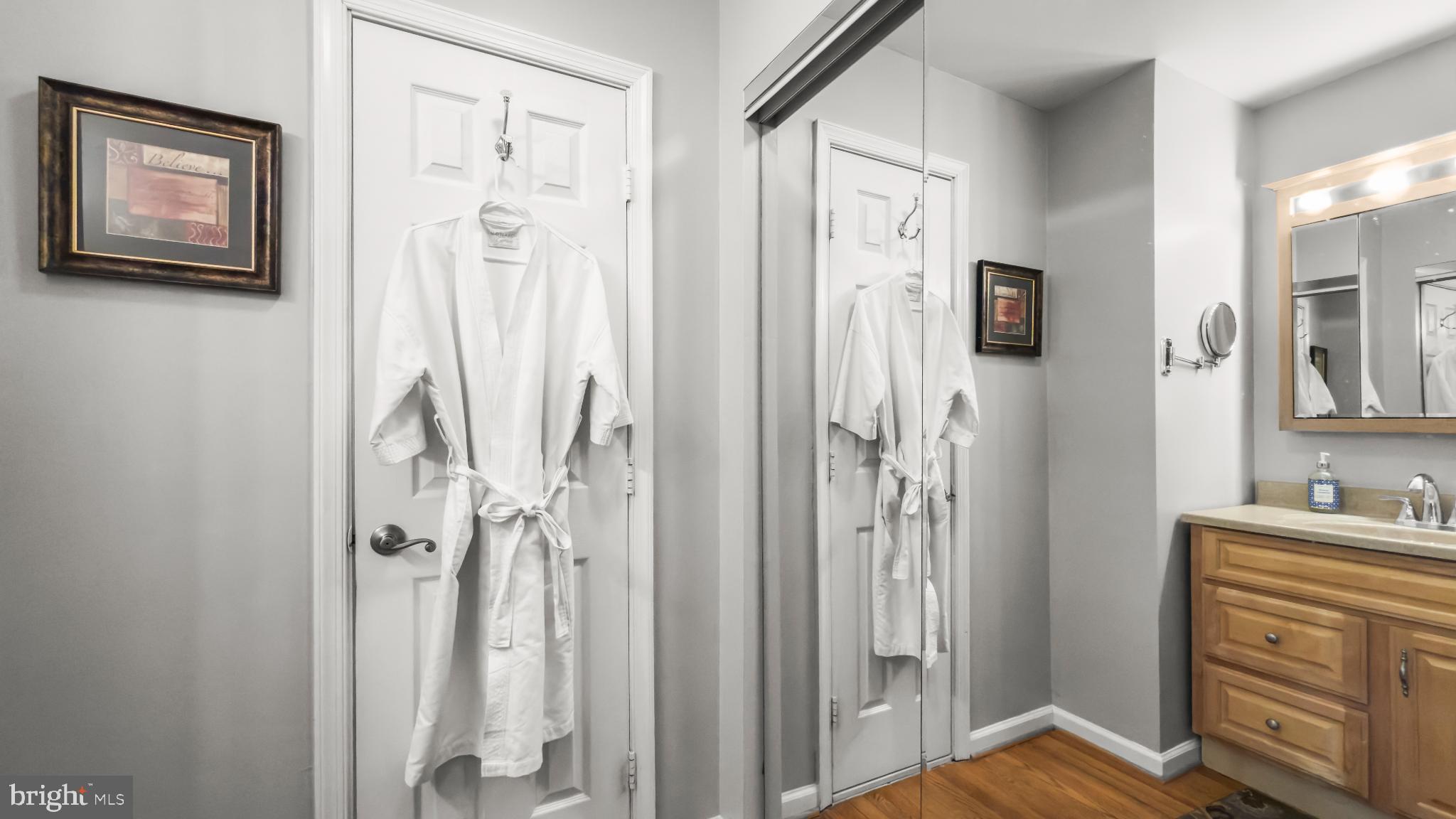 MILL CREEK - Residential