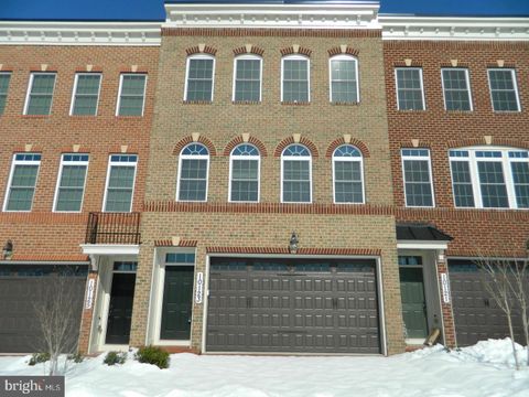 Townhouse For Sale - 10123 Wootton Crest Way<br/> Montgomery County, ROCKVILLE, MD 20850