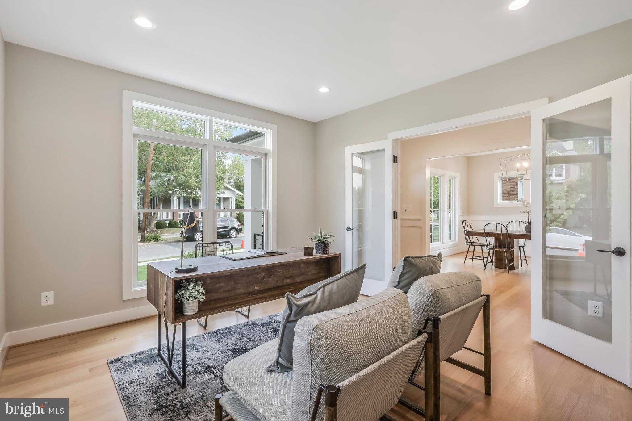 ADDISON HEIGHTS - Residential