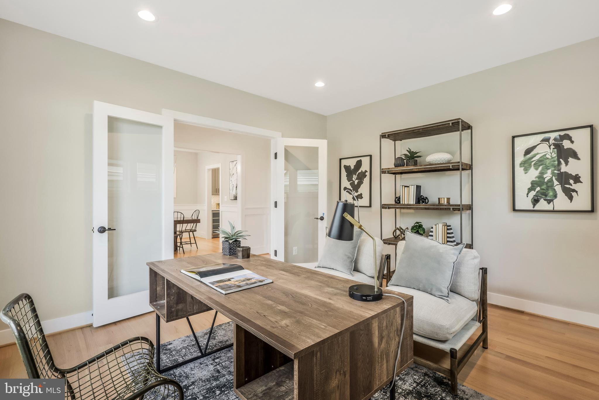 ADDISON HEIGHTS - Residential