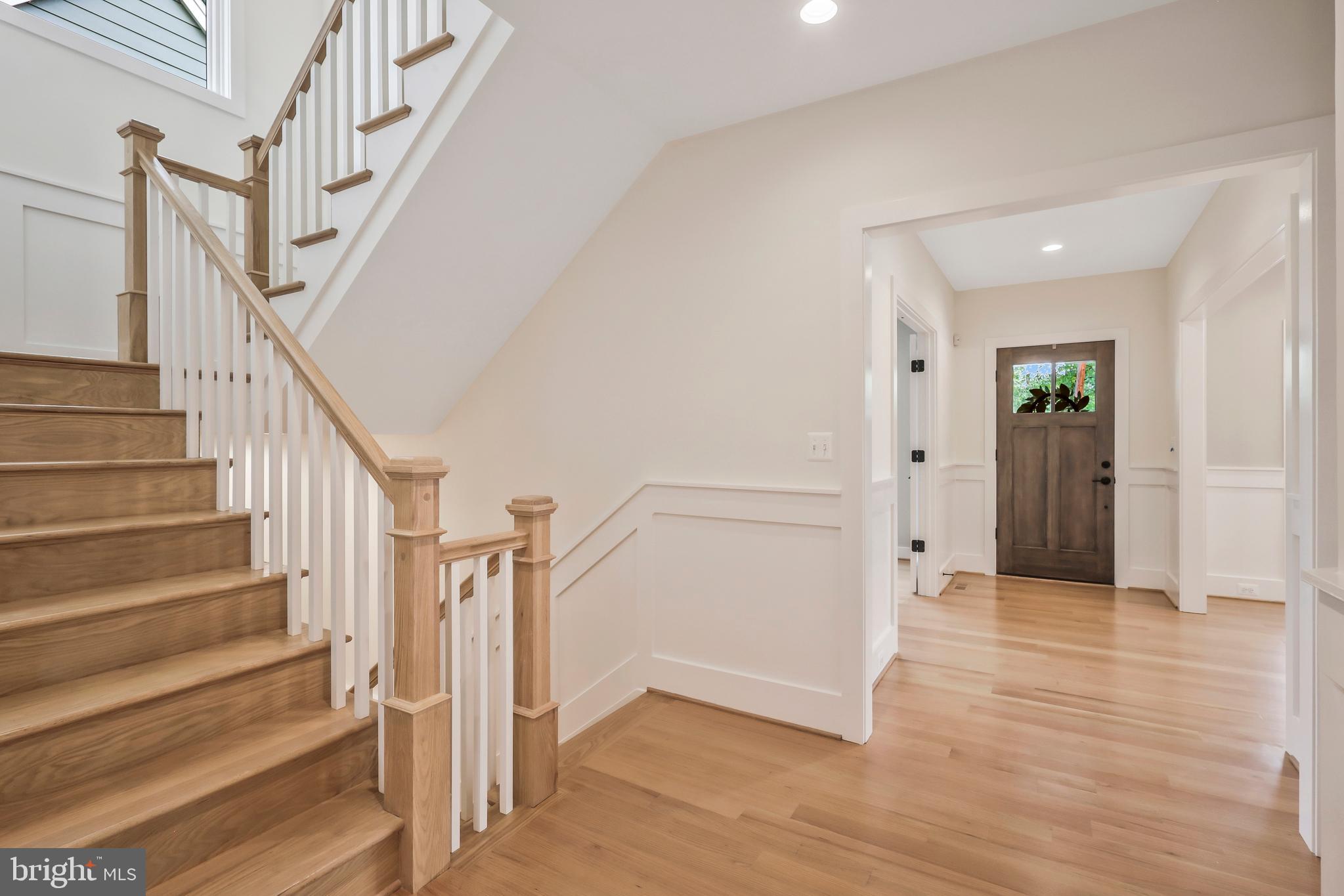 ADDISON HEIGHTS - Residential