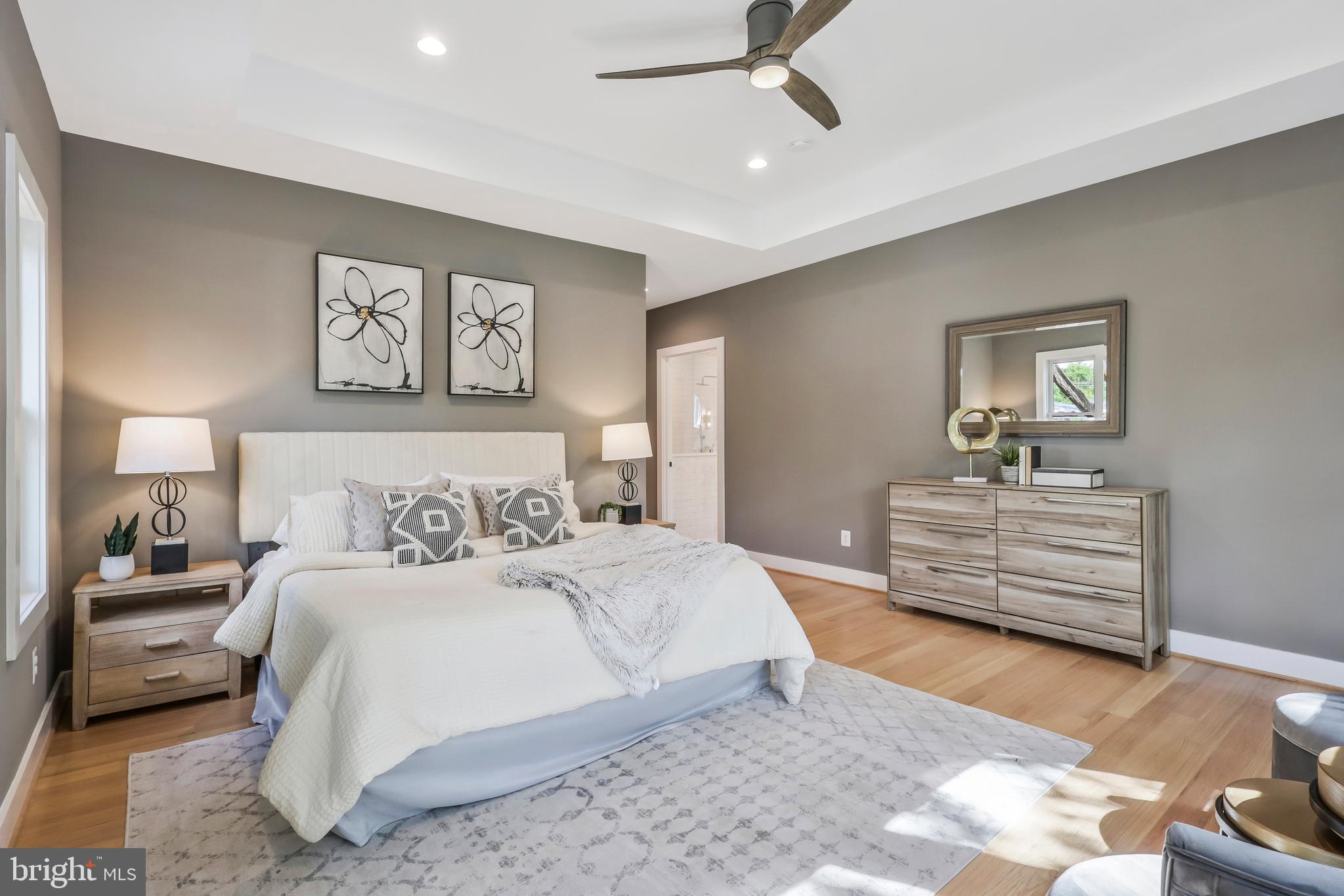 ADDISON HEIGHTS - Residential