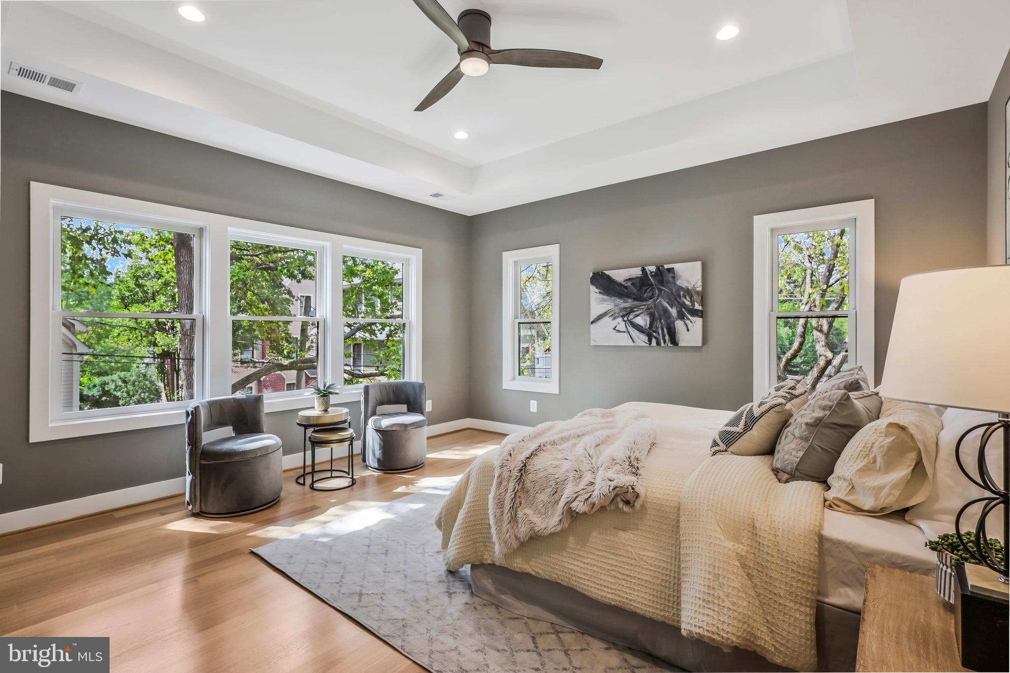 ADDISON HEIGHTS - Residential