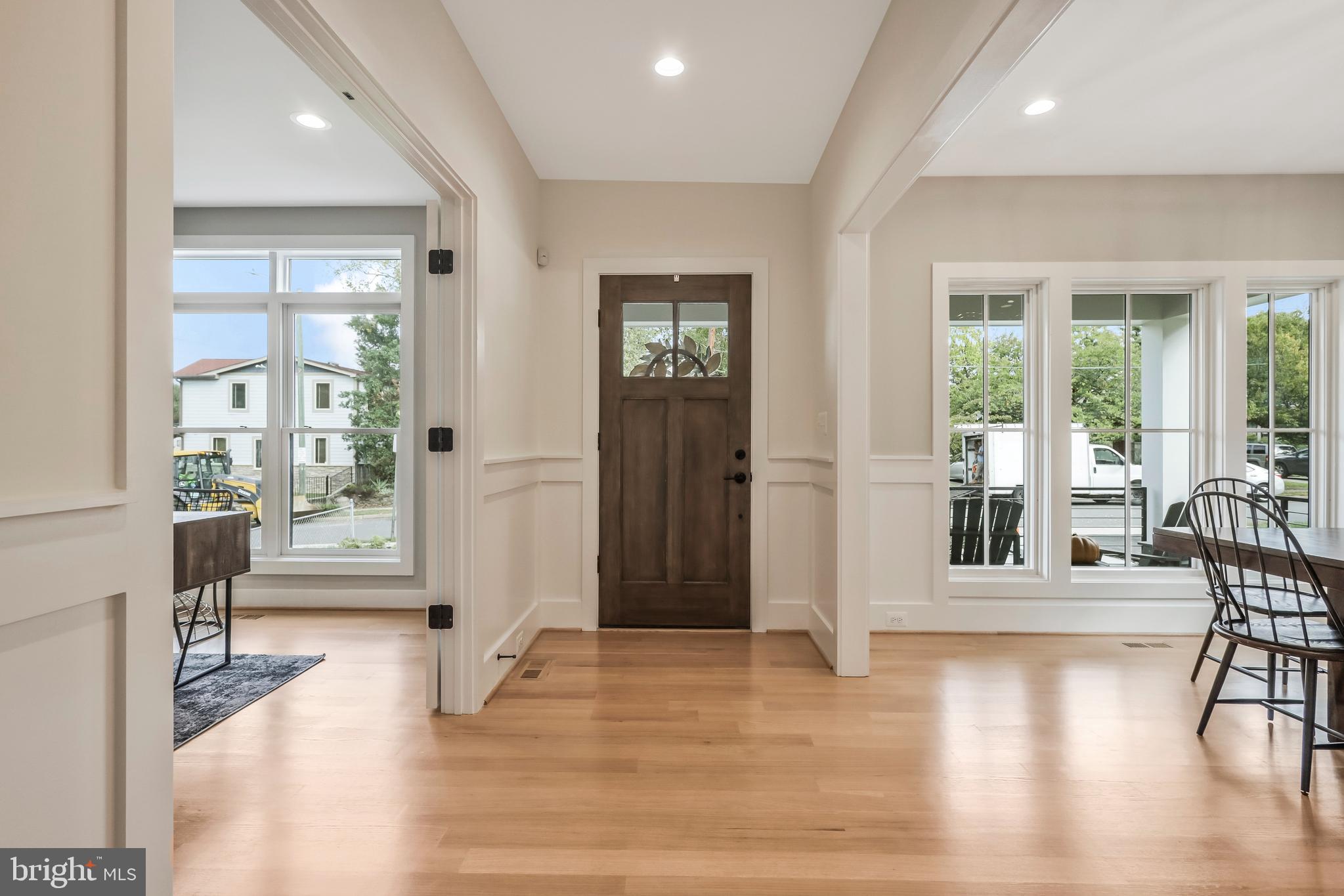 ADDISON HEIGHTS - Residential