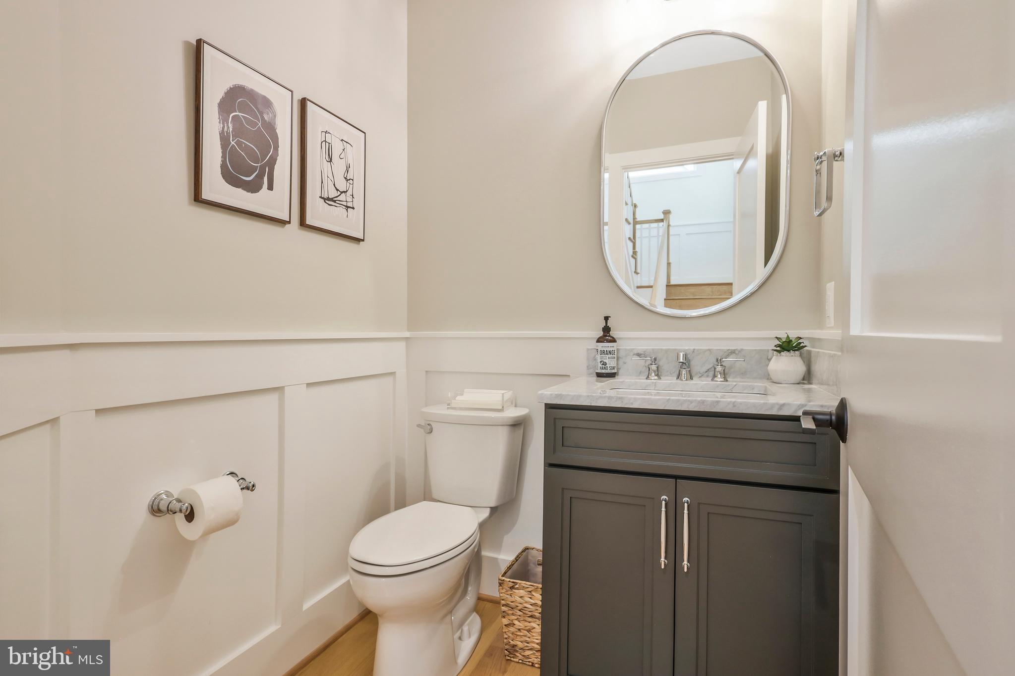 ADDISON HEIGHTS - Residential