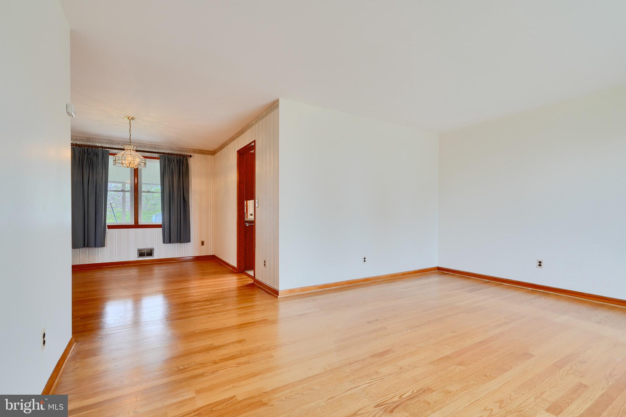 CAMELOT - Residential