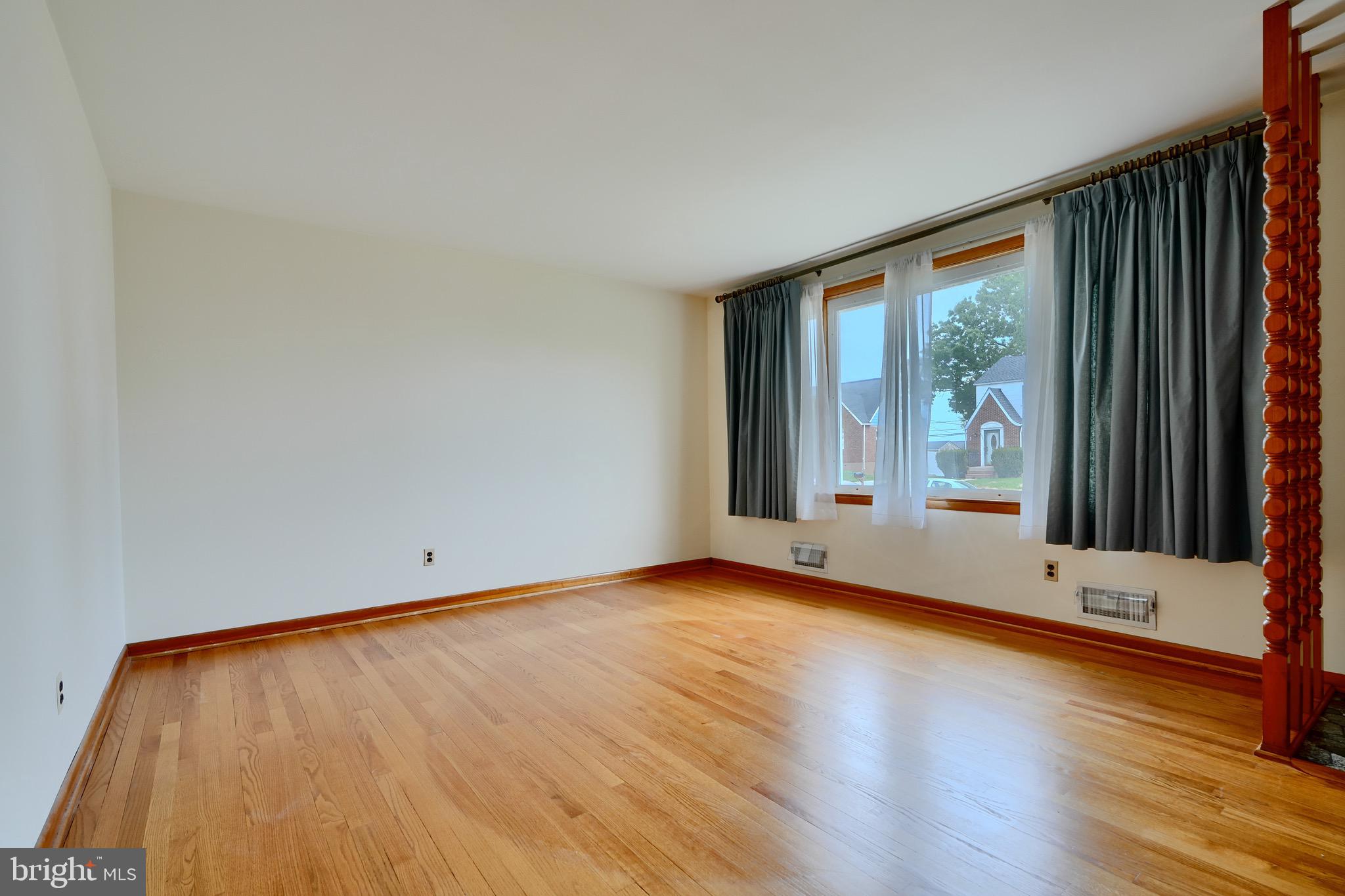 CAMELOT - Residential