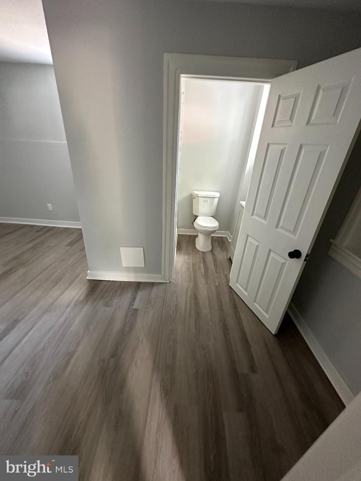 ELMWOOD PARK - Residential Income