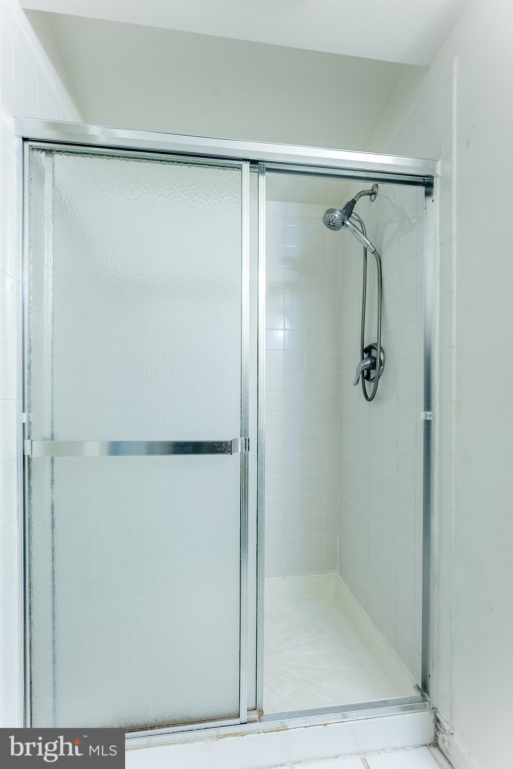 GOINS MANOR - Residential