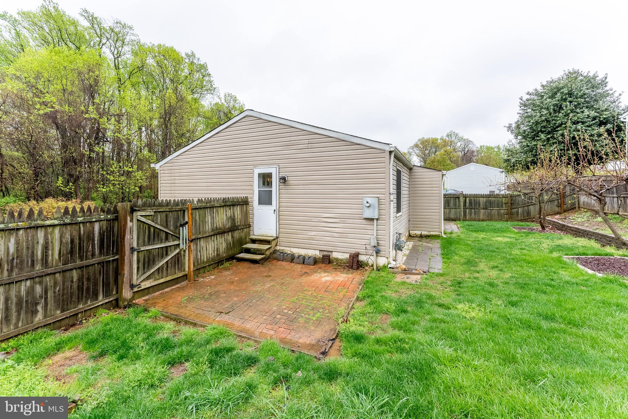 GOINS MANOR - Residential