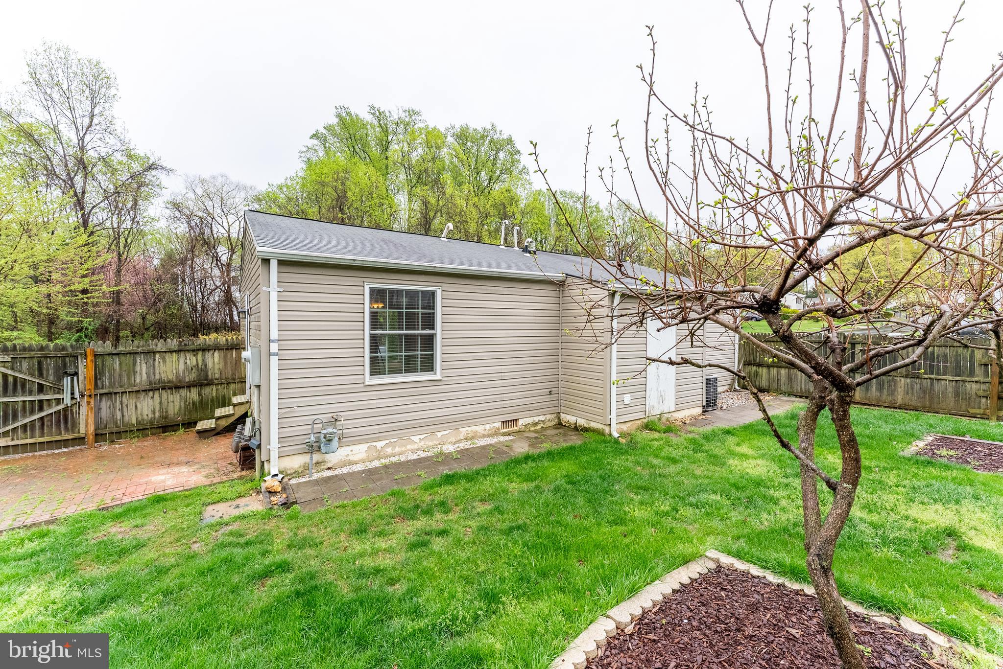 GOINS MANOR - Residential