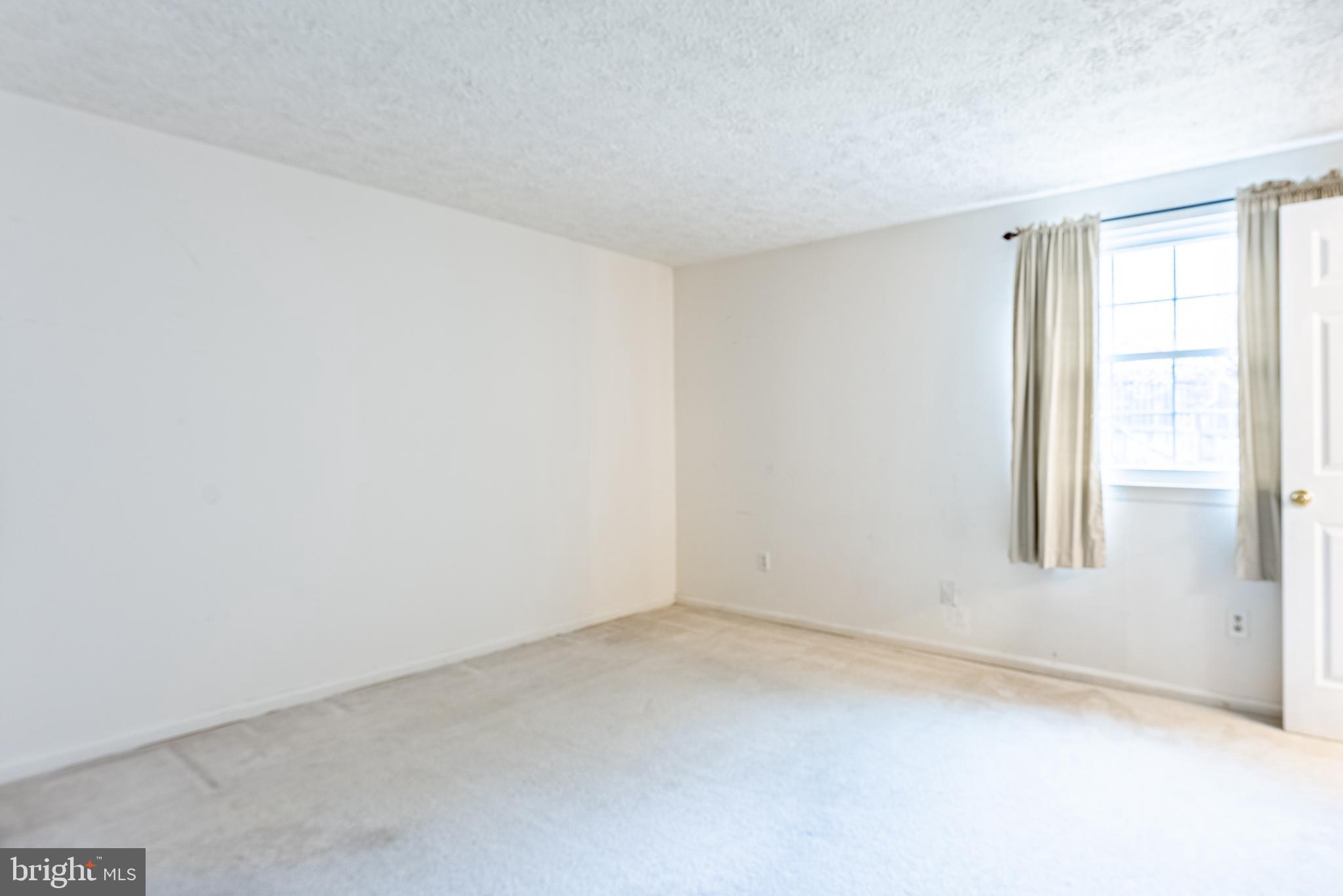 GOINS MANOR - Residential