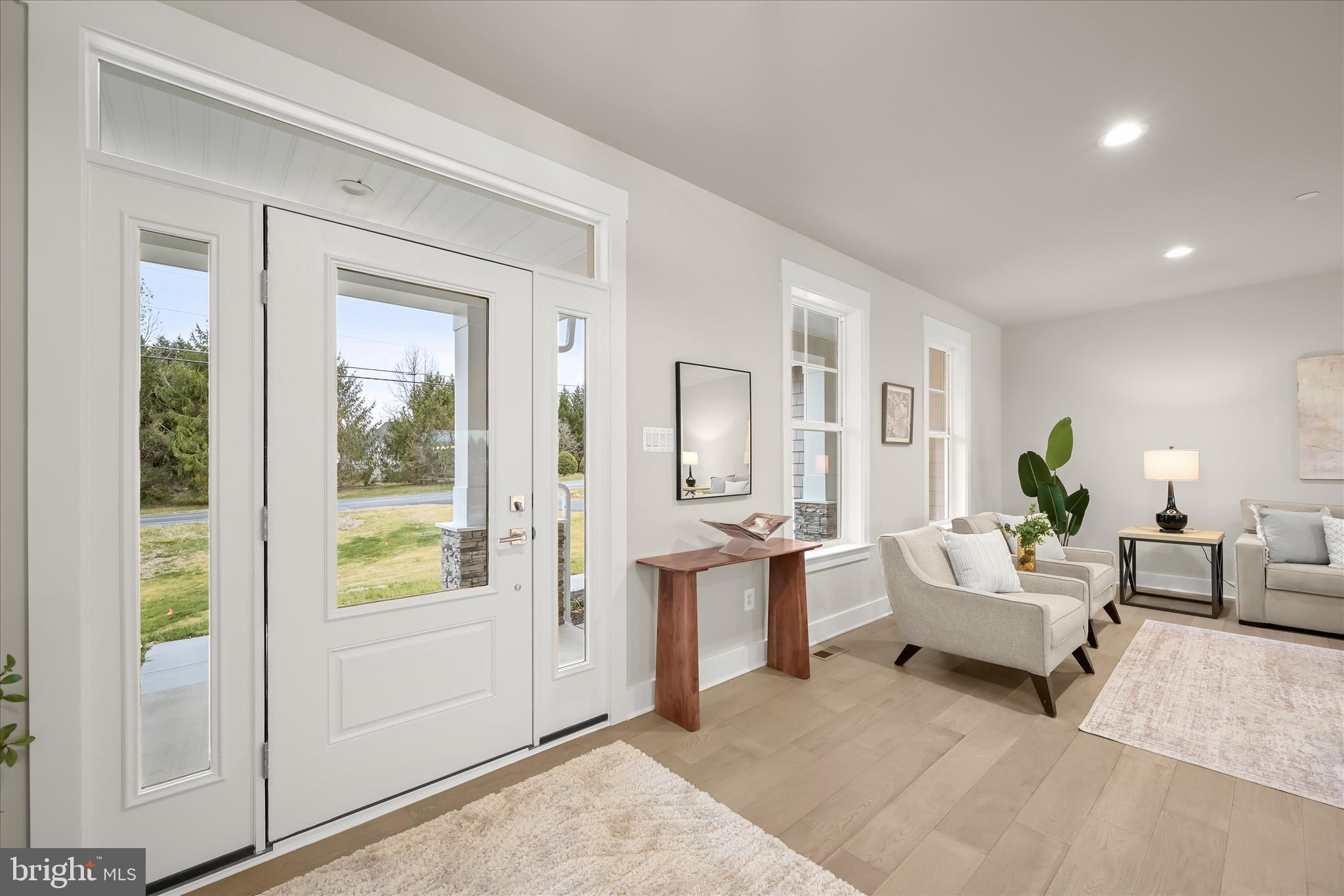 LIONS CROSSING - Residential