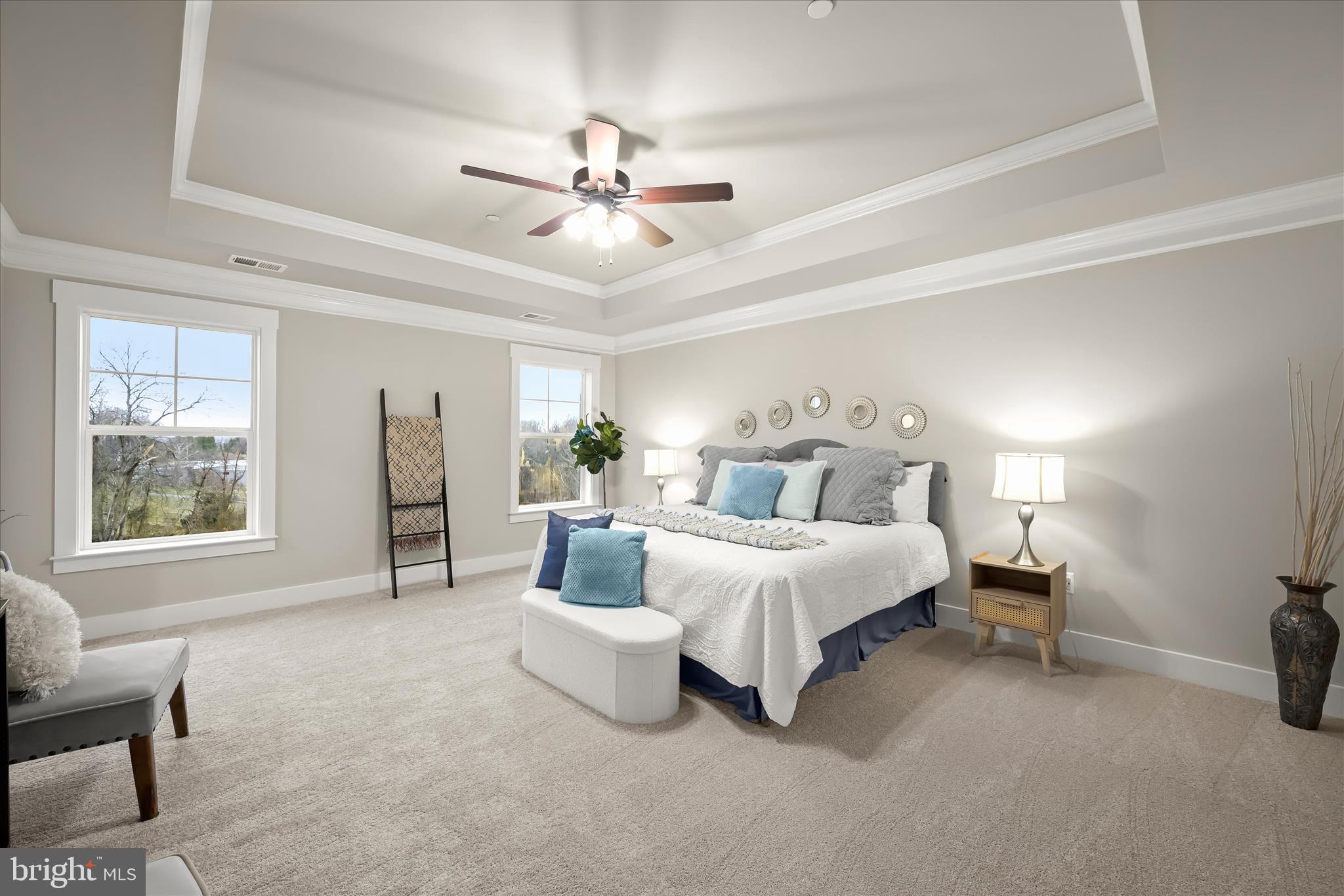 LIONS CROSSING - Residential