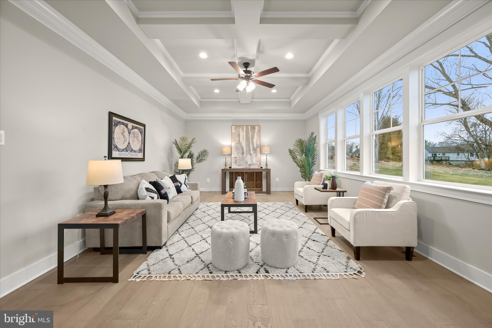 LIONS CROSSING - Residential