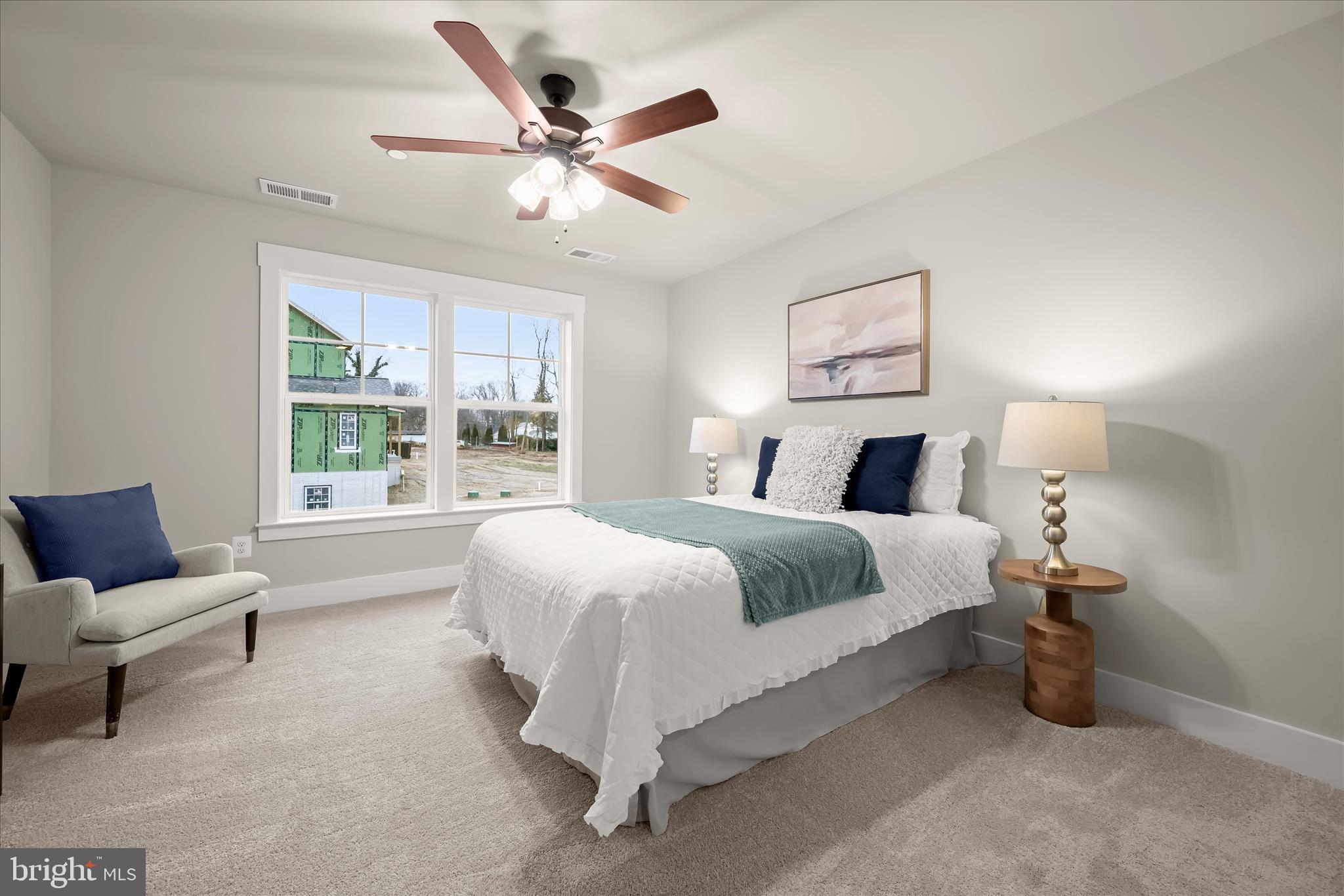 LIONS CROSSING - Residential