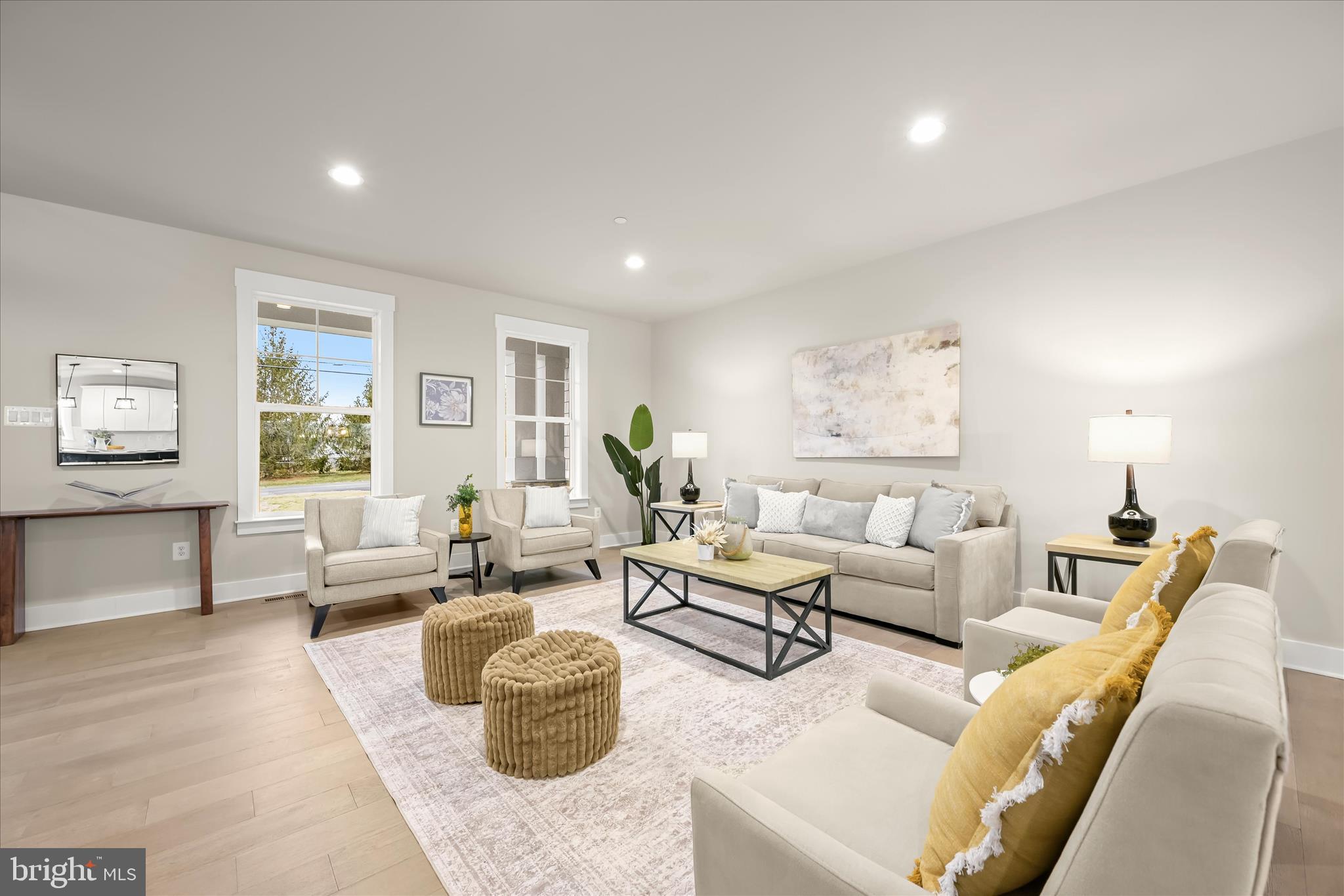 LIONS CROSSING - Residential