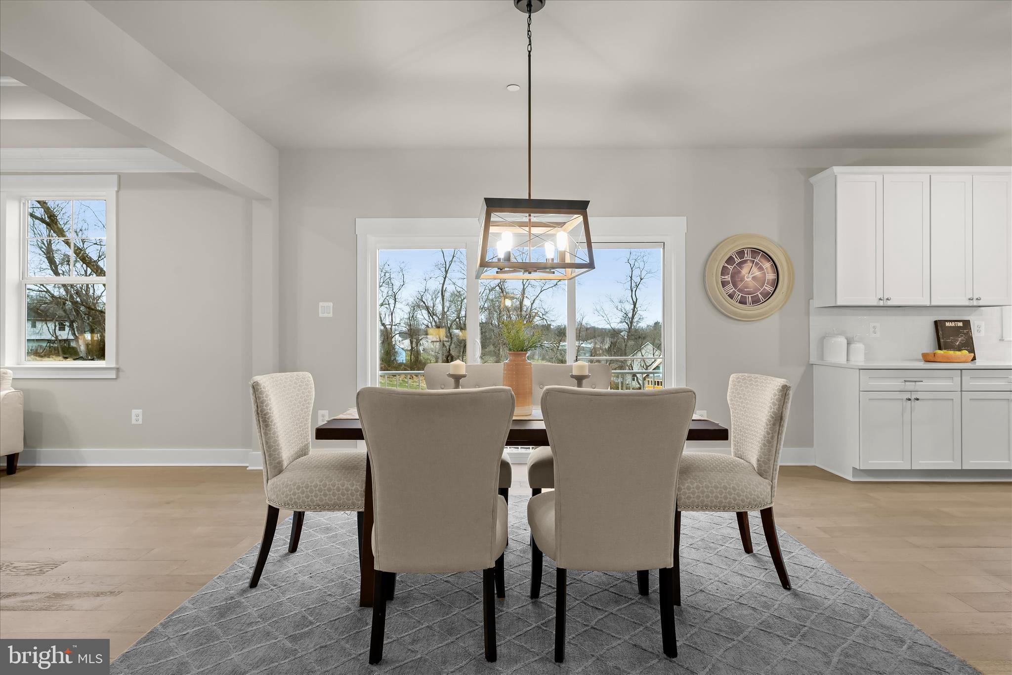 LIONS CROSSING - Residential