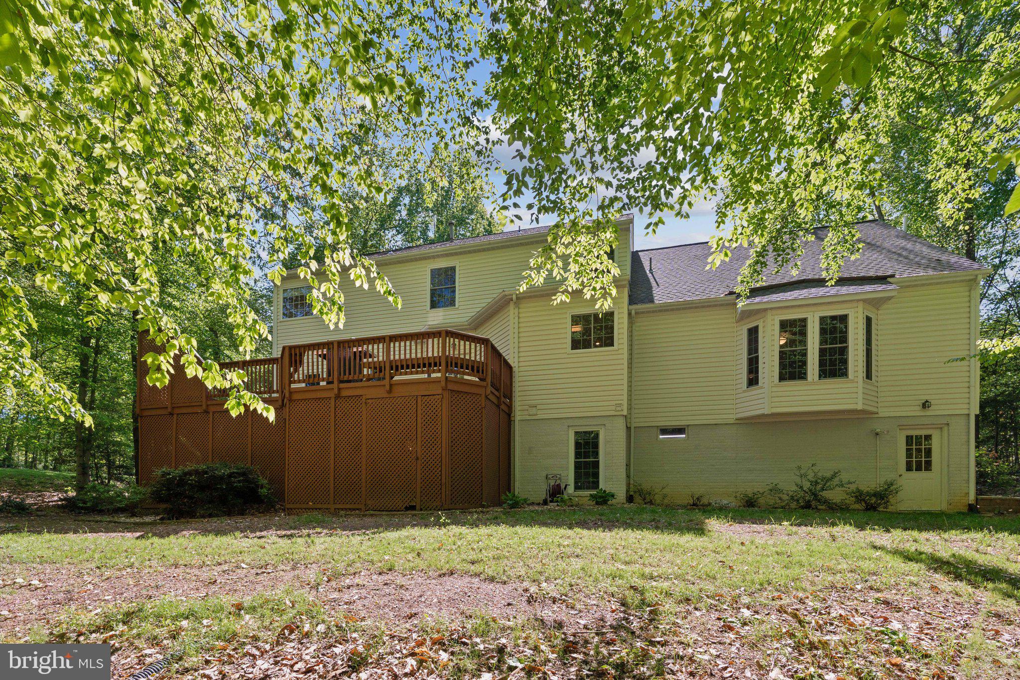 MEADOWBROOK WOODS - Residential