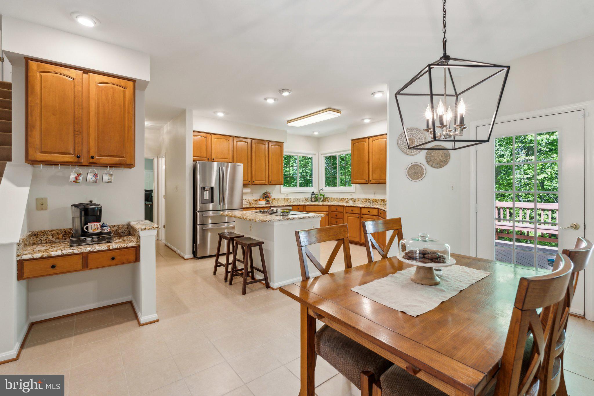 MEADOWBROOK WOODS - Residential