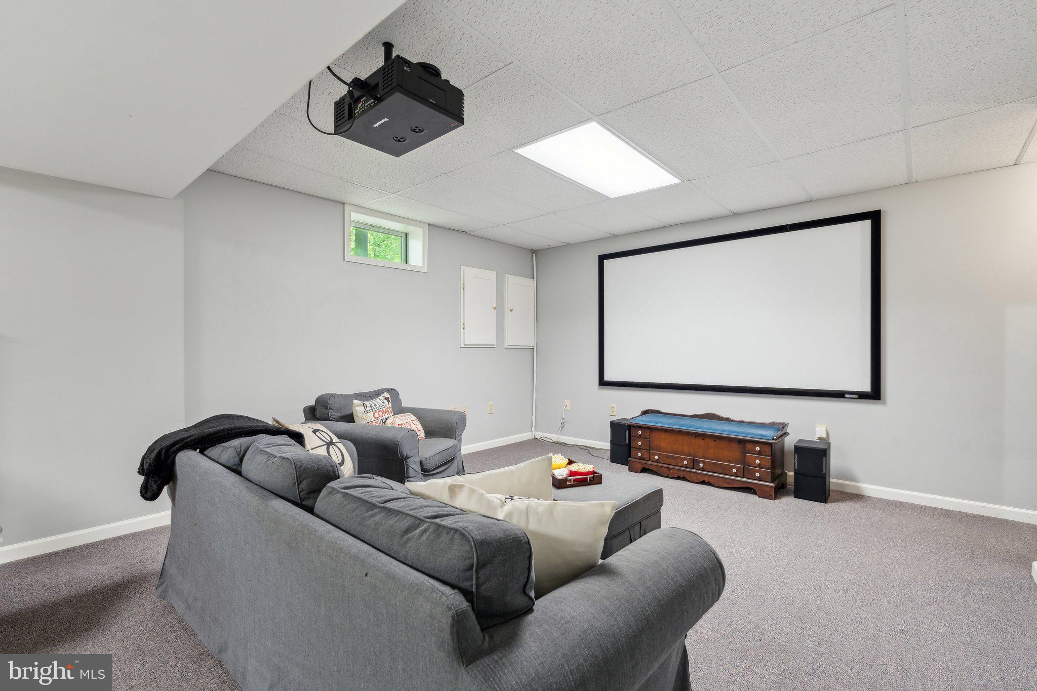 MEADOWBROOK WOODS - Residential