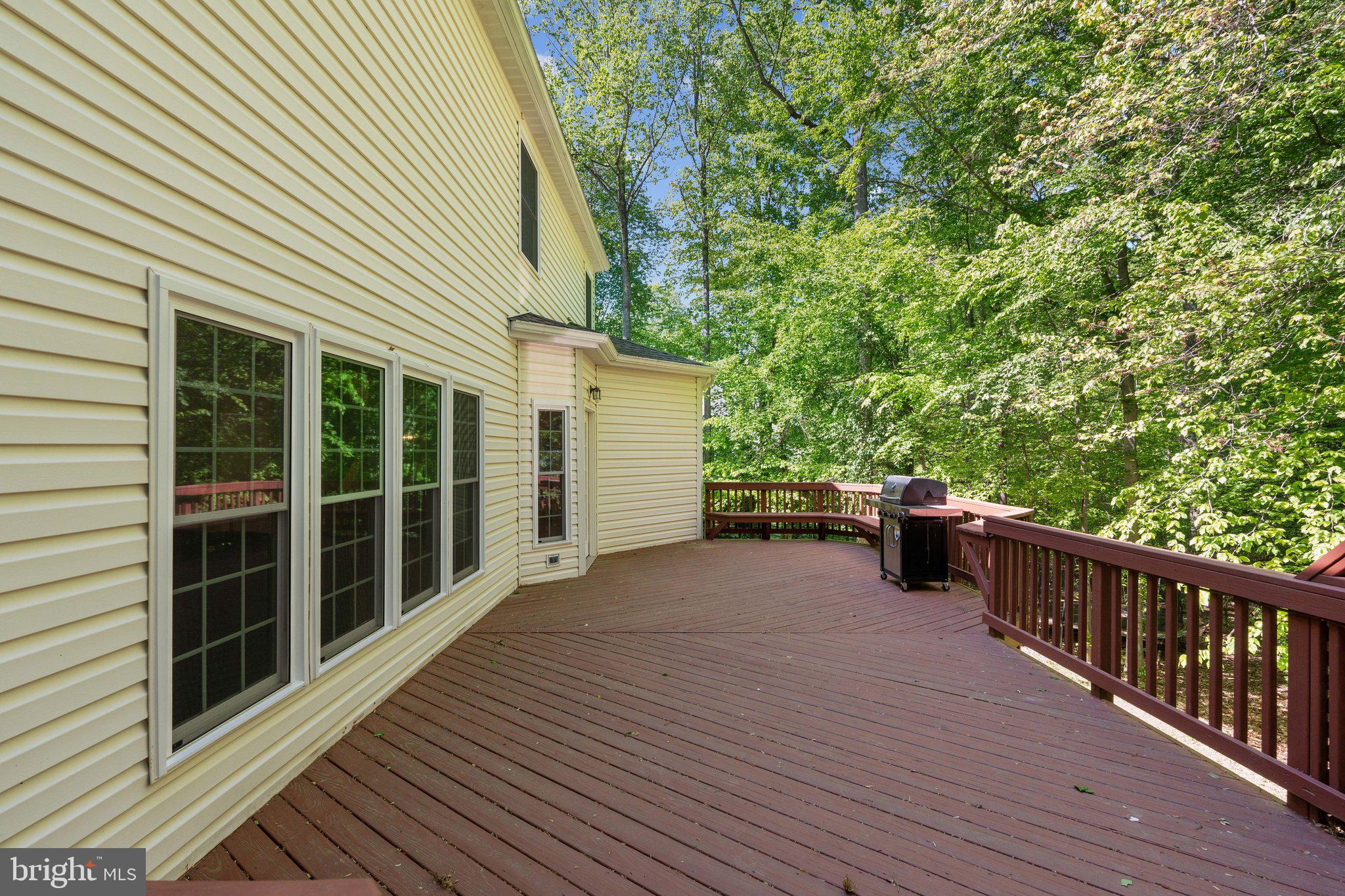 MEADOWBROOK WOODS - Residential