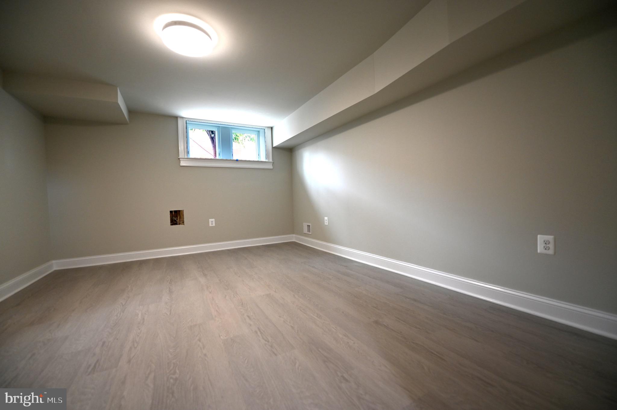 BIDDLE STREET - Residential