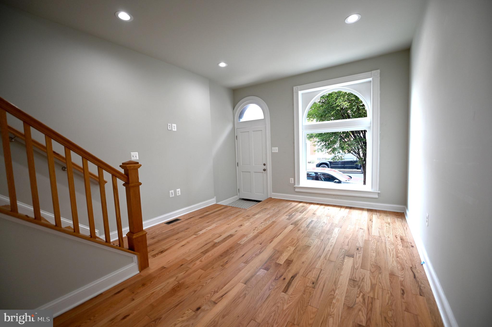 BIDDLE STREET - Residential