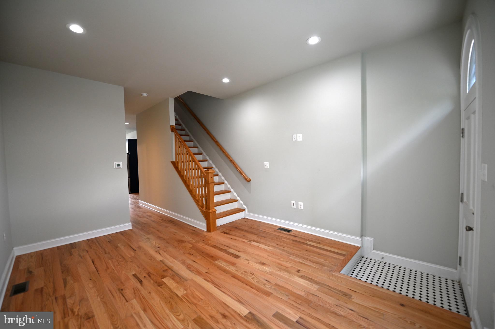 BIDDLE STREET - Residential