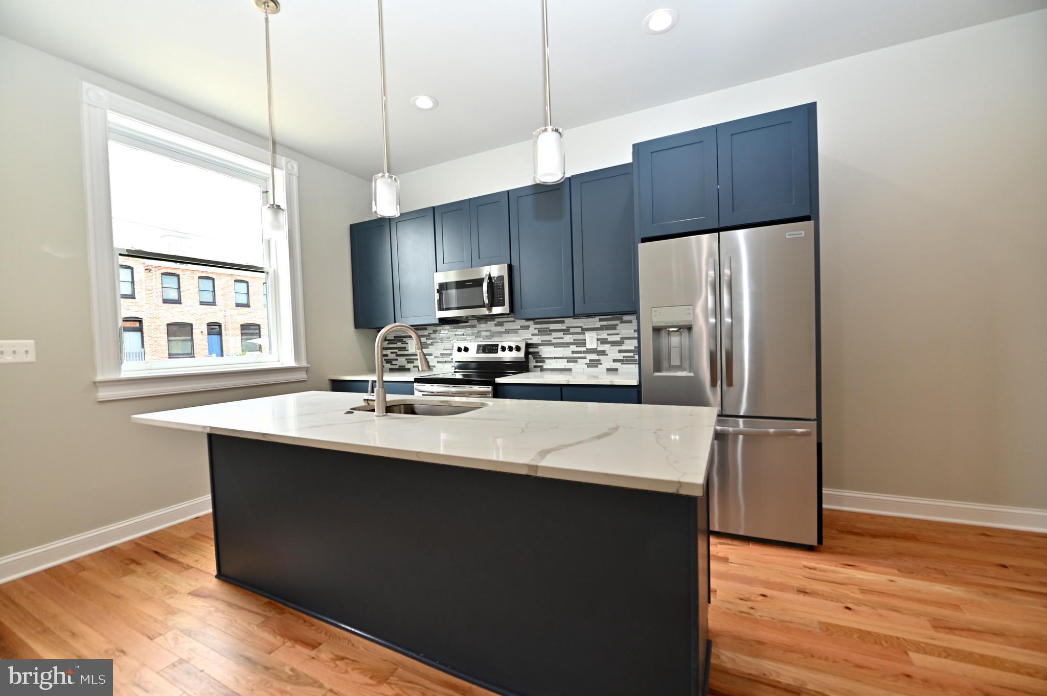 BIDDLE STREET - Residential