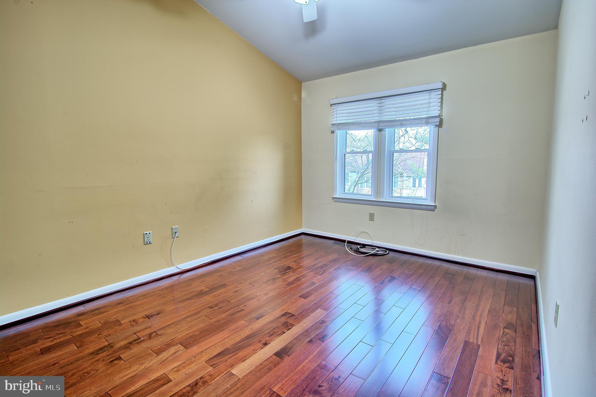 SUMMIT RIDGE - Residential