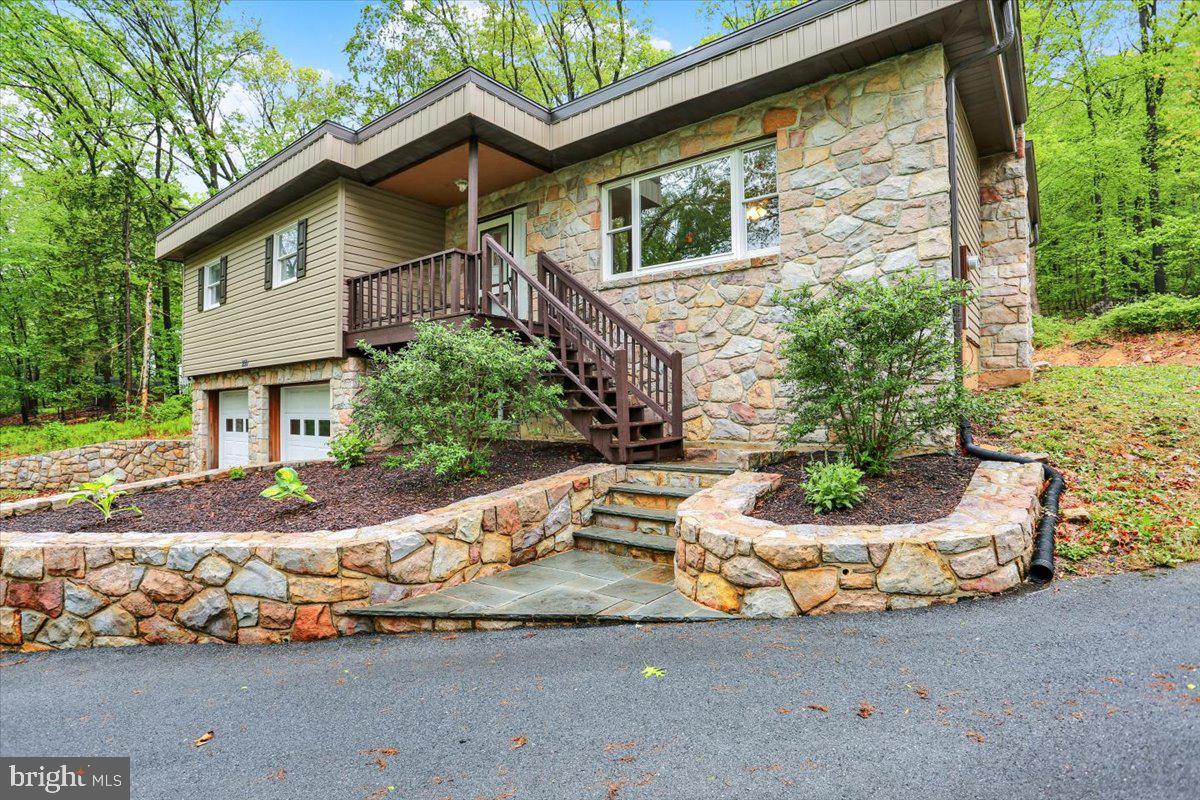 250 SKYLINE DRIVE