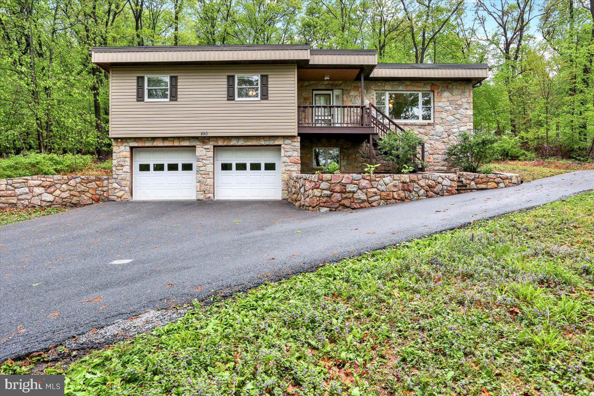 250 SKYLINE DRIVE