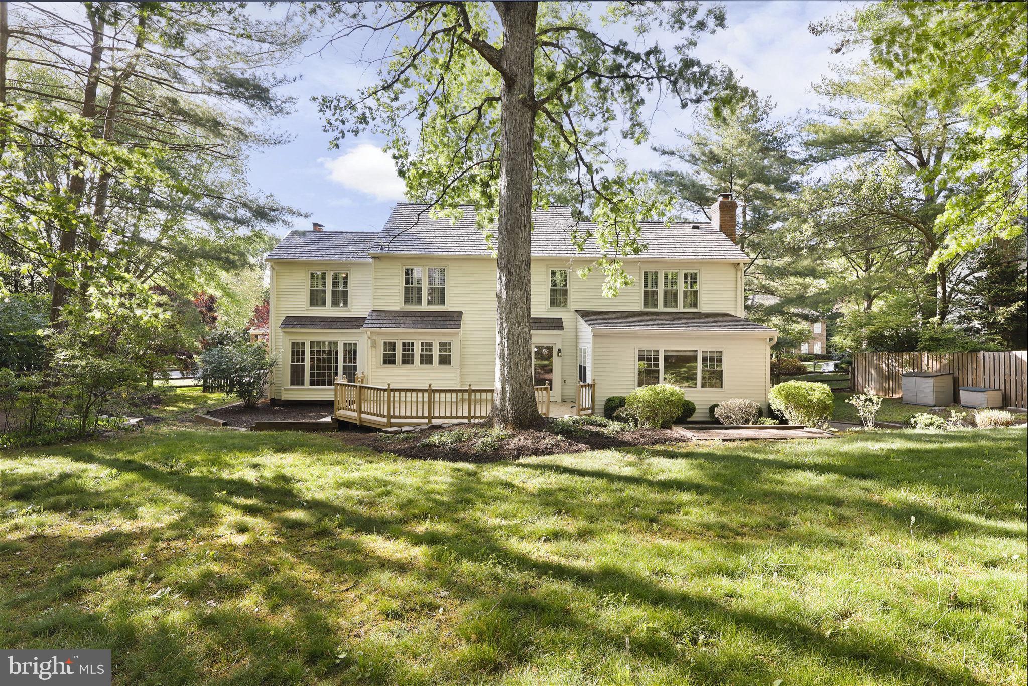 FRANKLIN OAKS - Residential