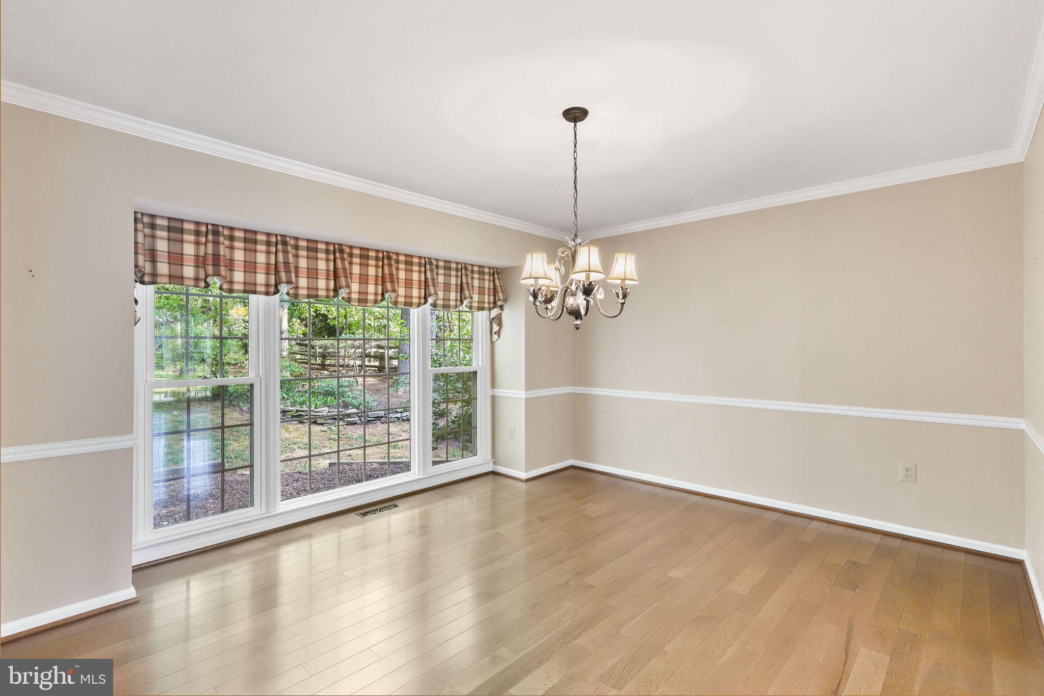 FRANKLIN OAKS - Residential