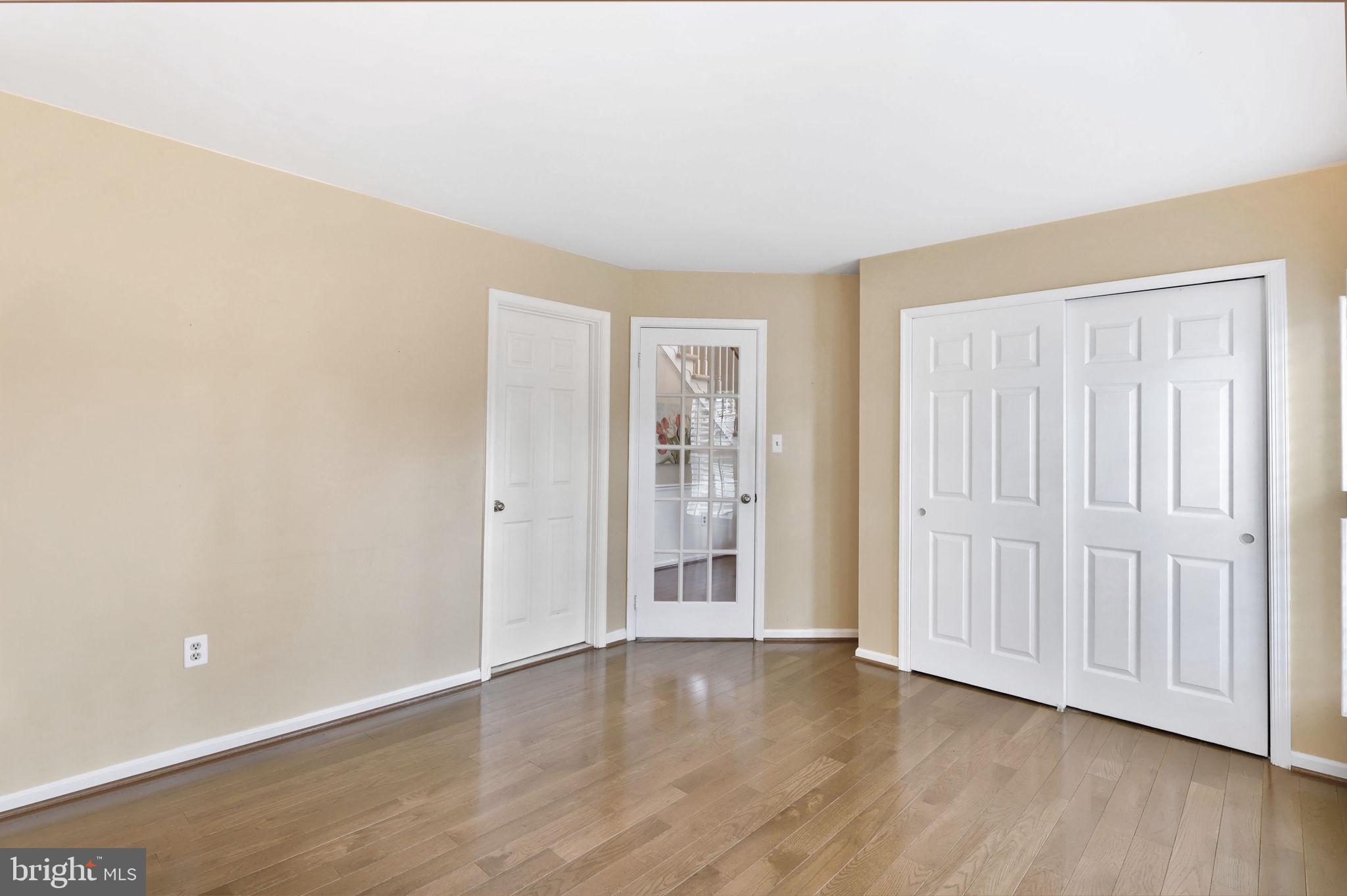 FRANKLIN OAKS - Residential
