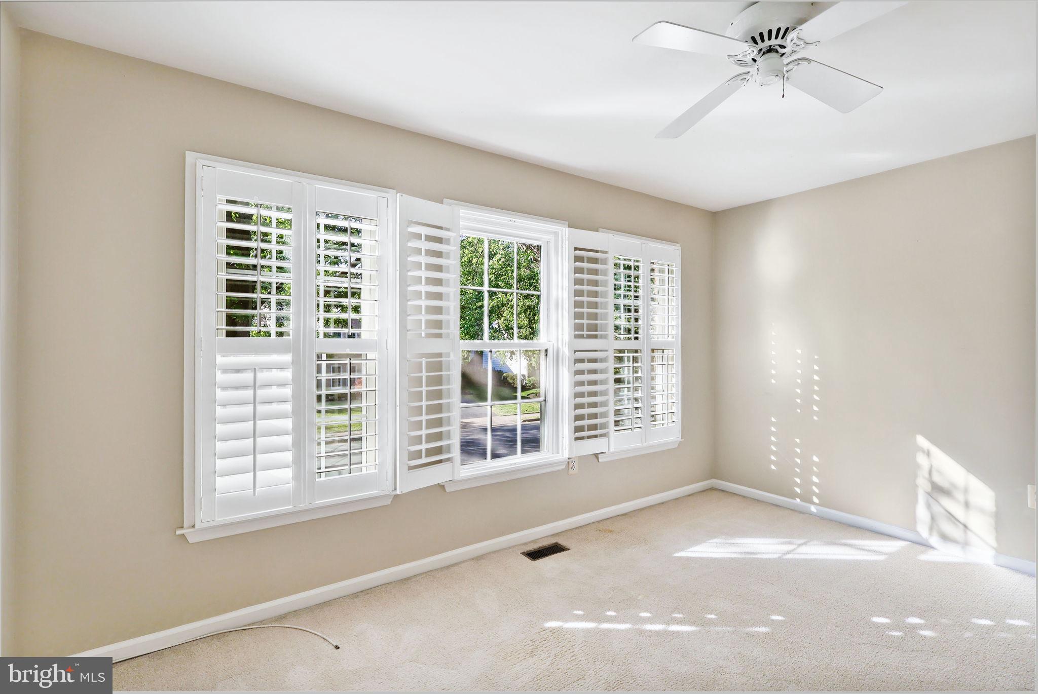 FRANKLIN OAKS - Residential