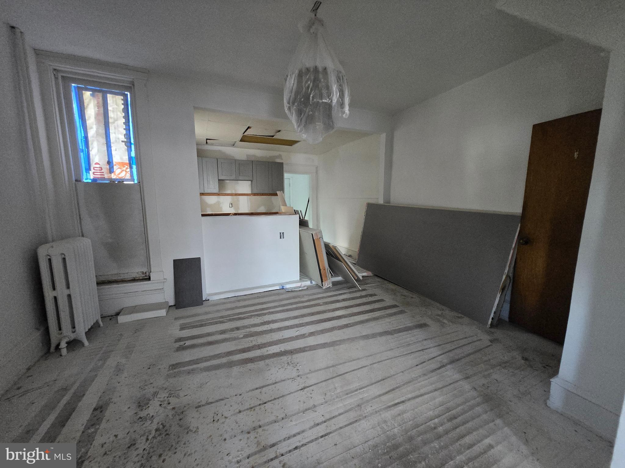 PHILADELPHIA (WEST) - Residential