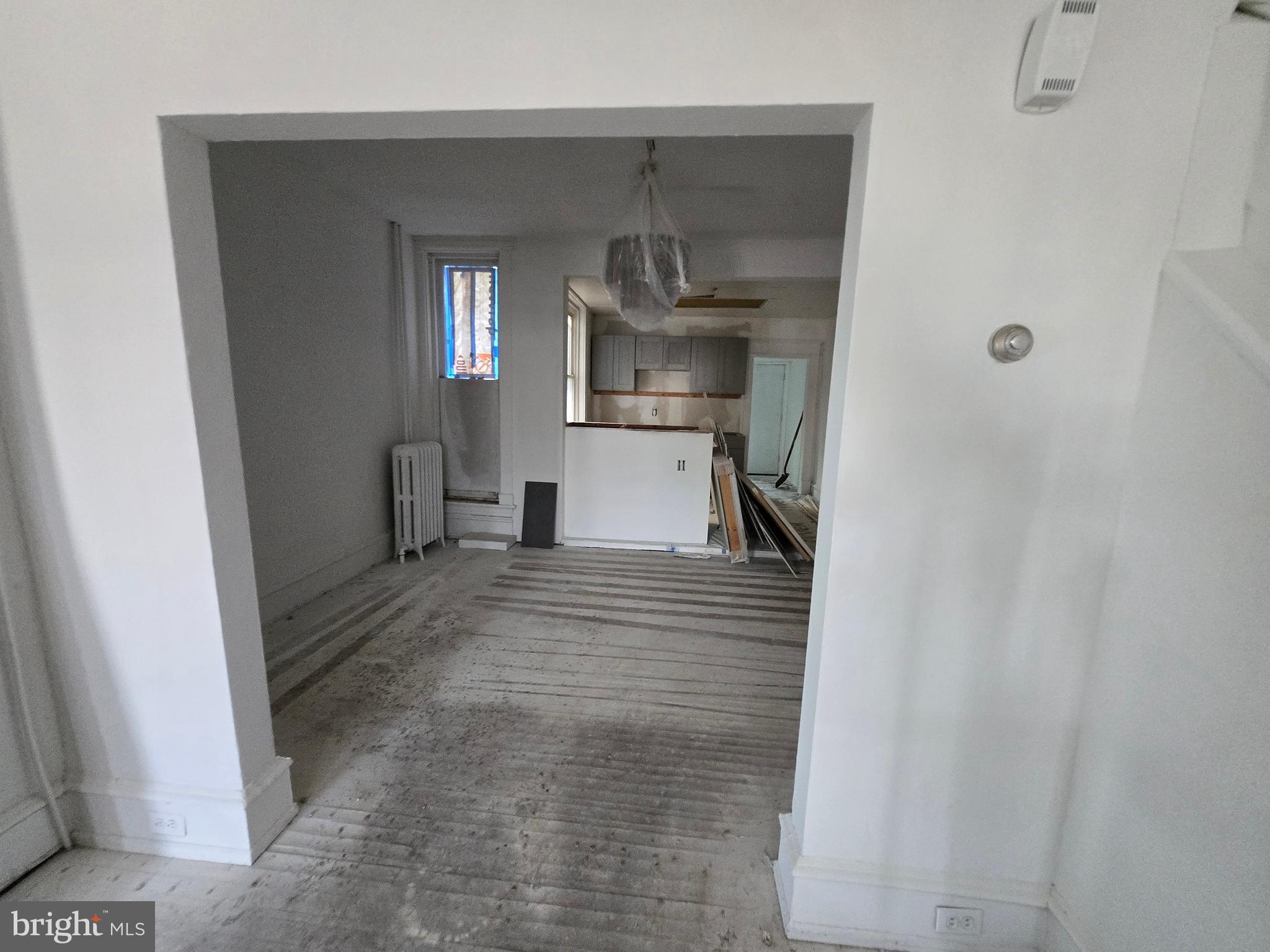 PHILADELPHIA (WEST) - Residential