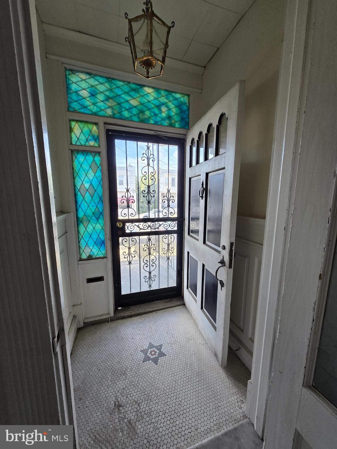 PHILADELPHIA (WEST) - Residential